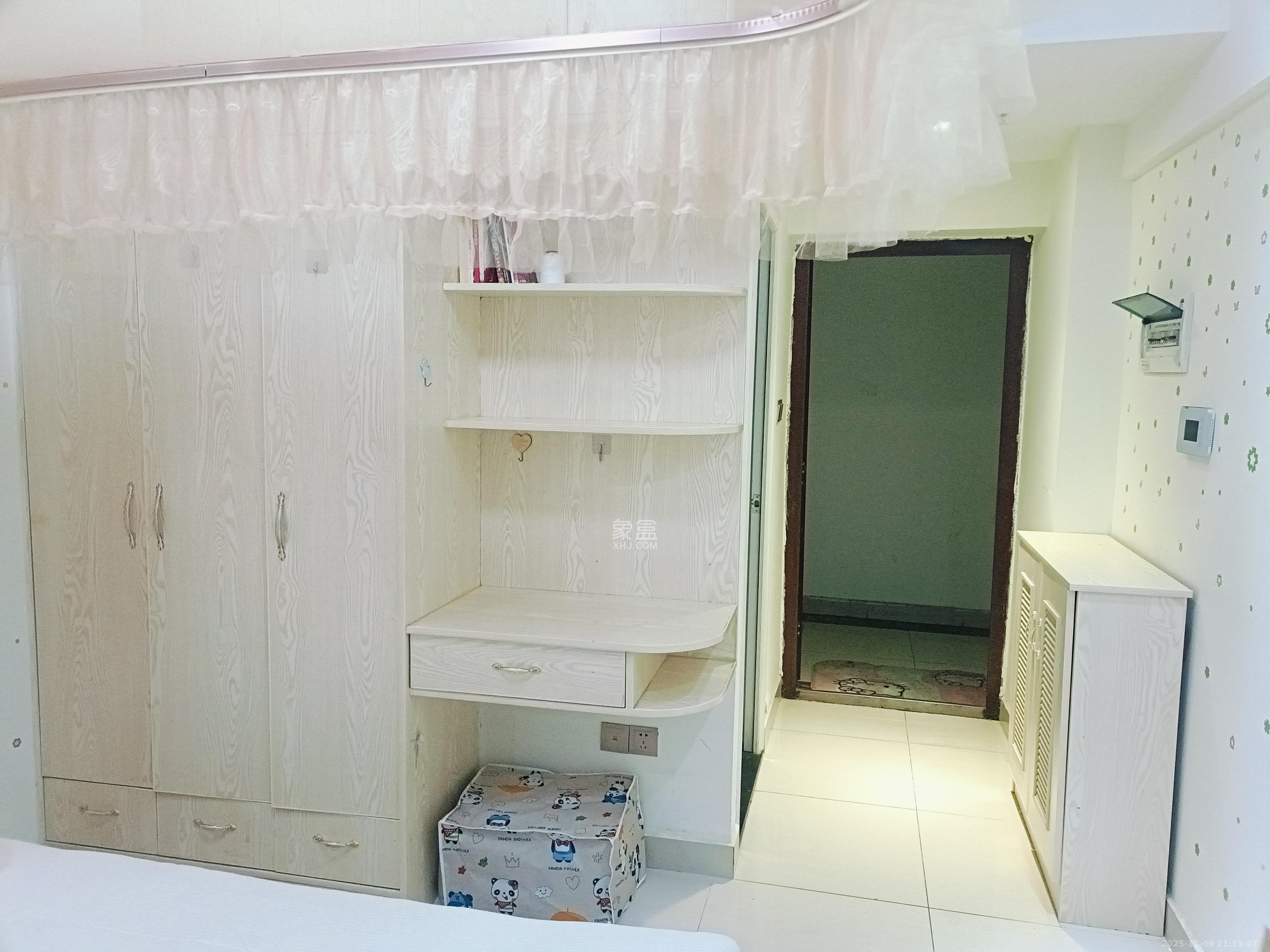 新远时代 1室1厅1卫 1100.0元/月 新远时代 1室1厅1卫 1100.0元/月室内图