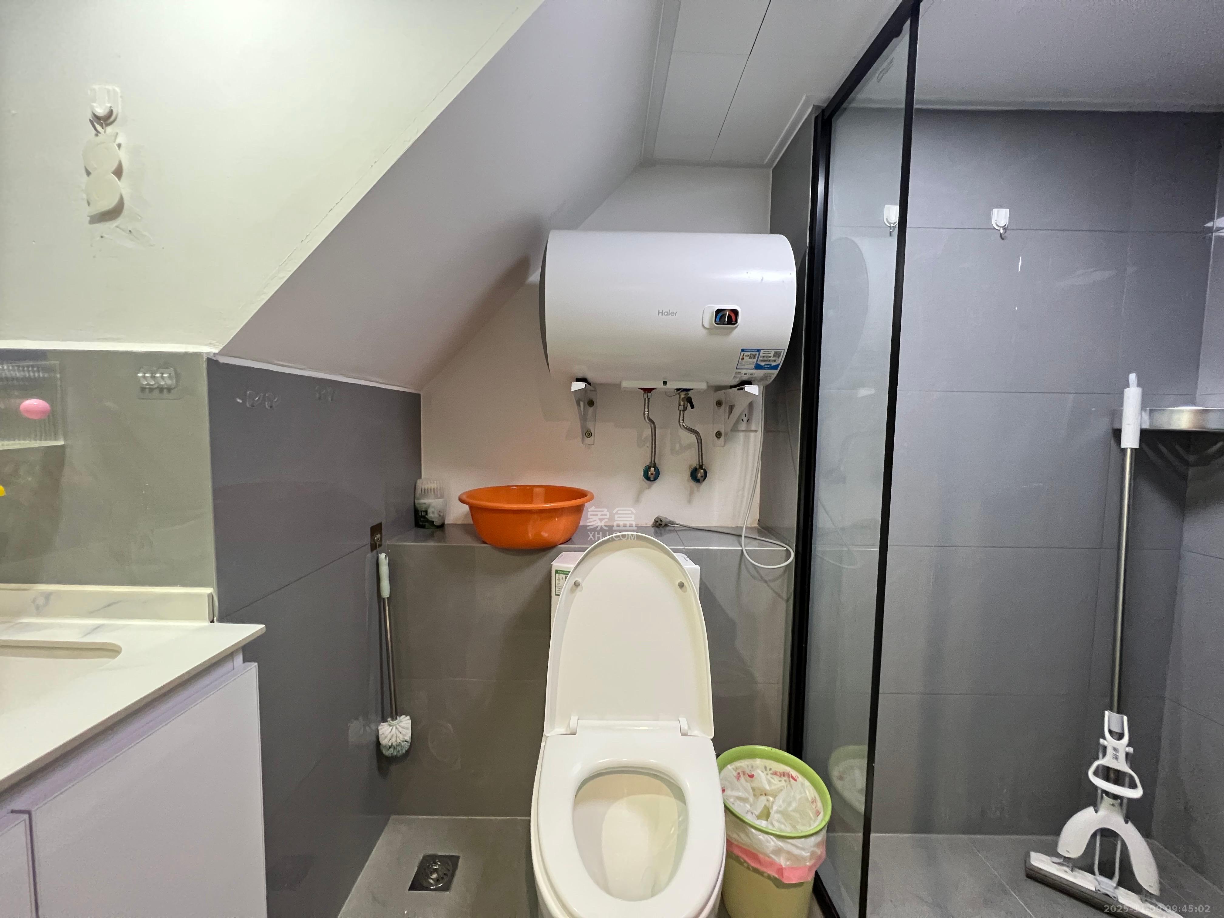 北辰时光里  2室2厅1卫    1700.0元/月室内图