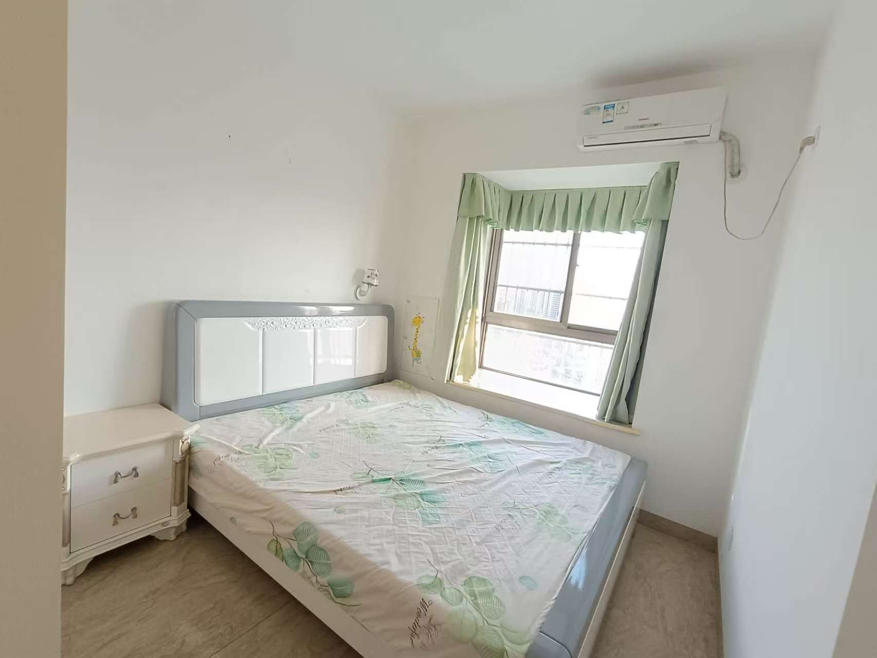 滨江绿都  2室1厅1卫    2300.0元/月室内图