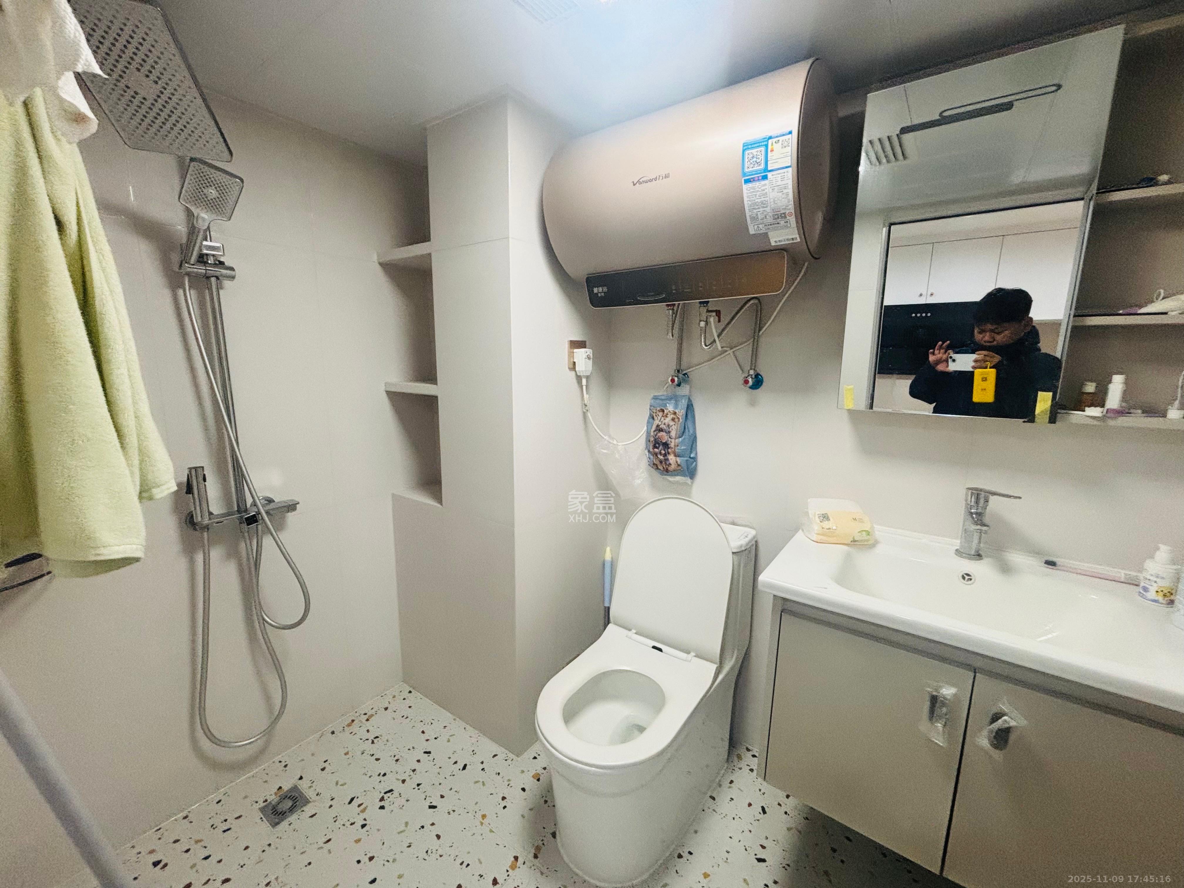 梅溪湖金茂湾  2室0厅0卫    2000.0元/月室内图