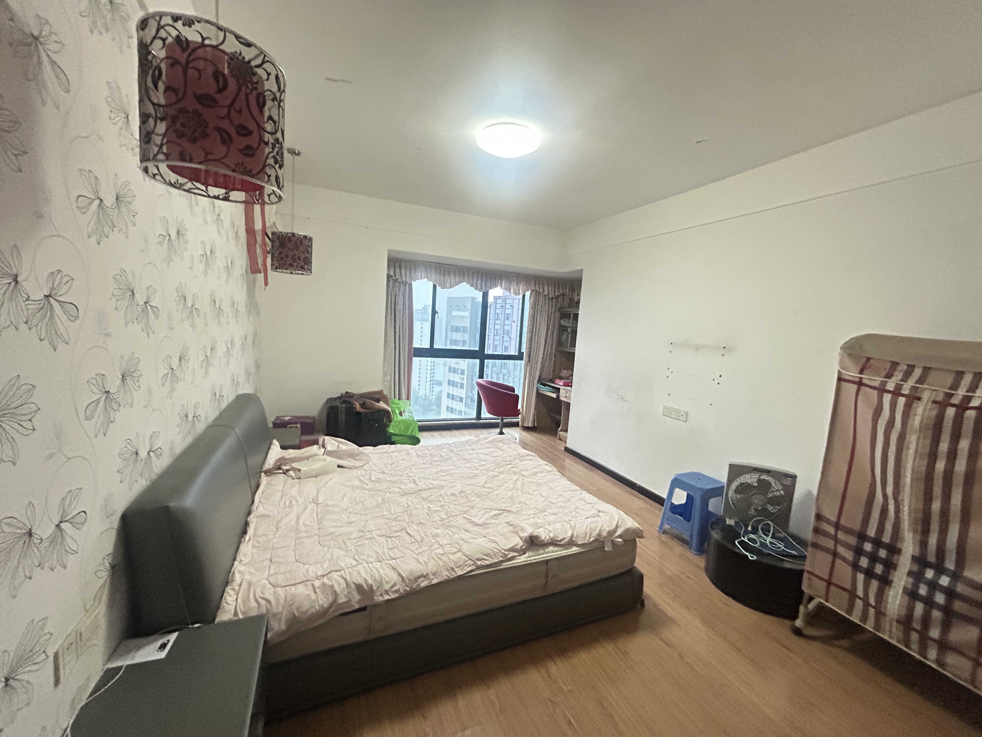 经世皇城  3室2厅2卫    65.0万室内图