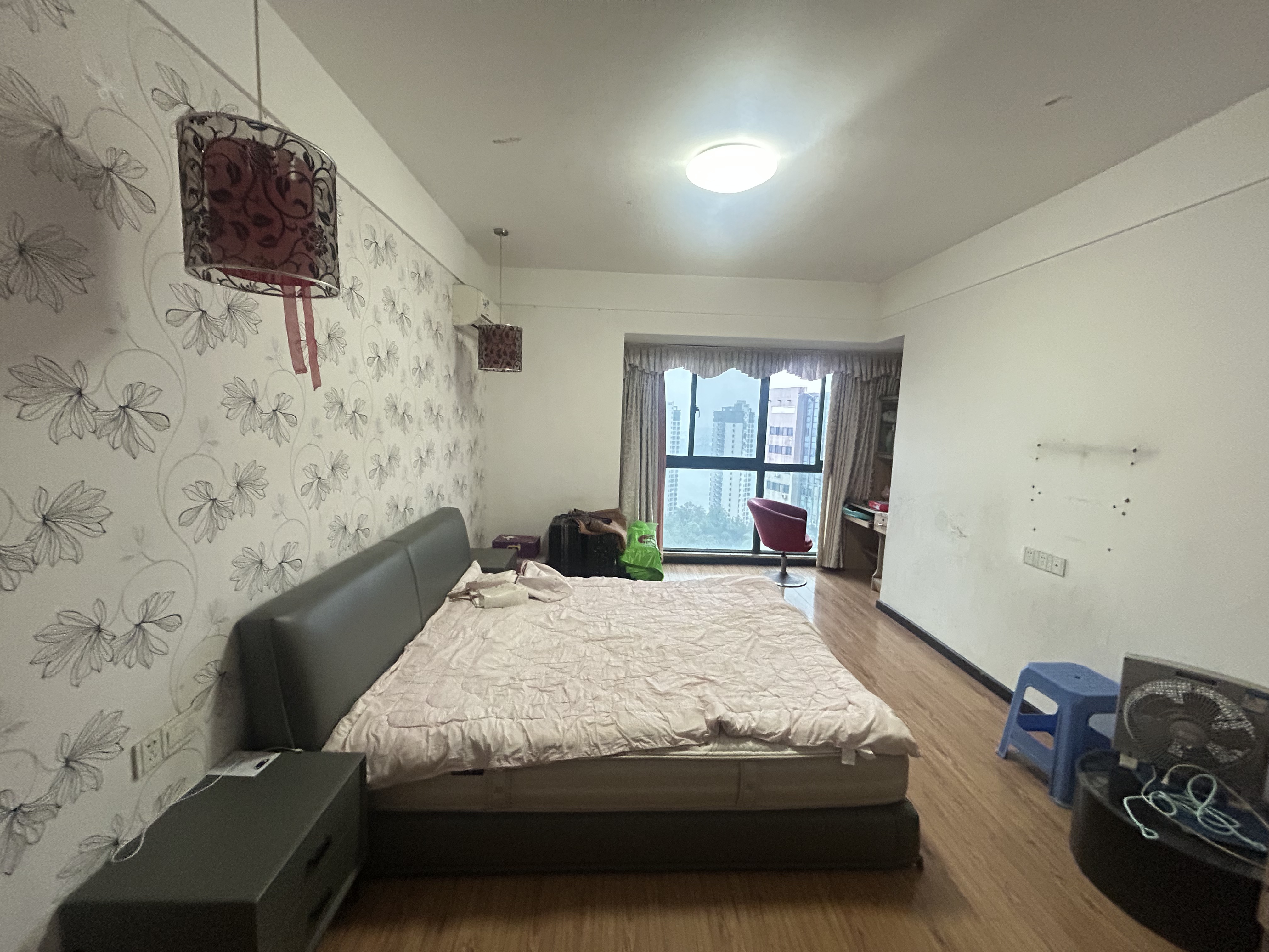 经世皇城 3室2厅2卫 65.0万 经世皇城 3室2厅2卫 65.0万室内图