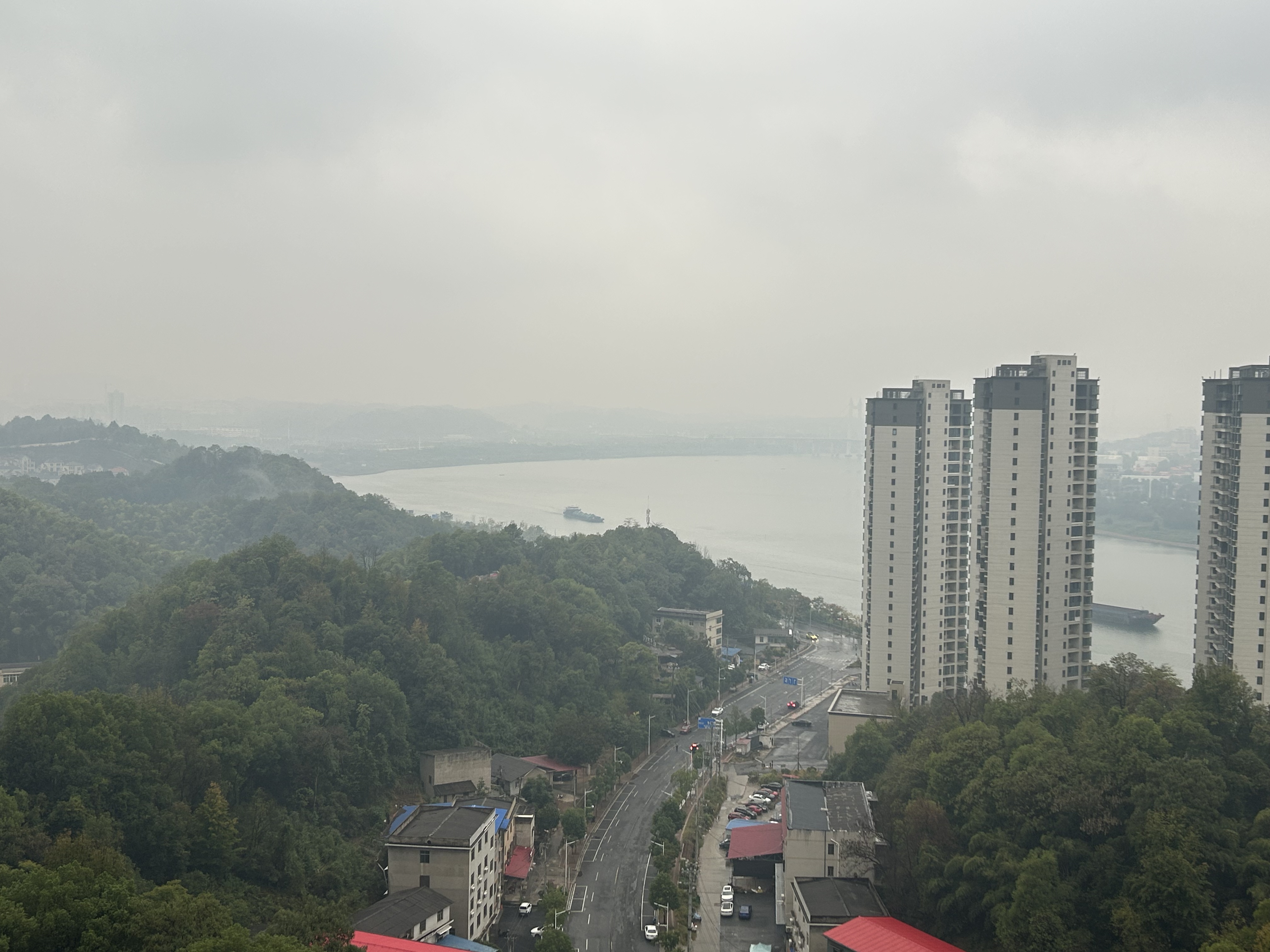 经世皇城  3室2厅2卫    65.0万室内图