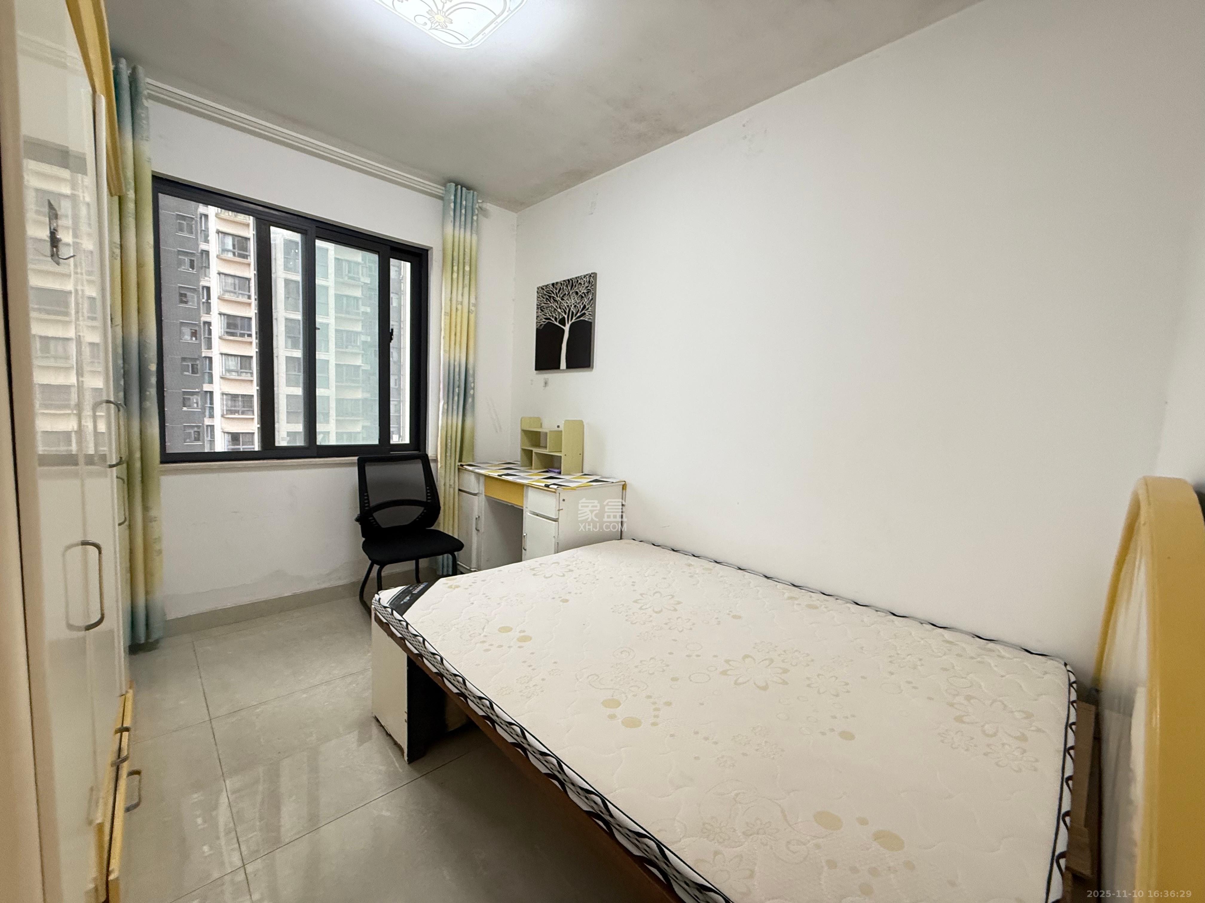 高鑫麓城 3室2厅2卫 2500.0元/月 高鑫麓城 3室2厅2卫 2500.0元/月室内图