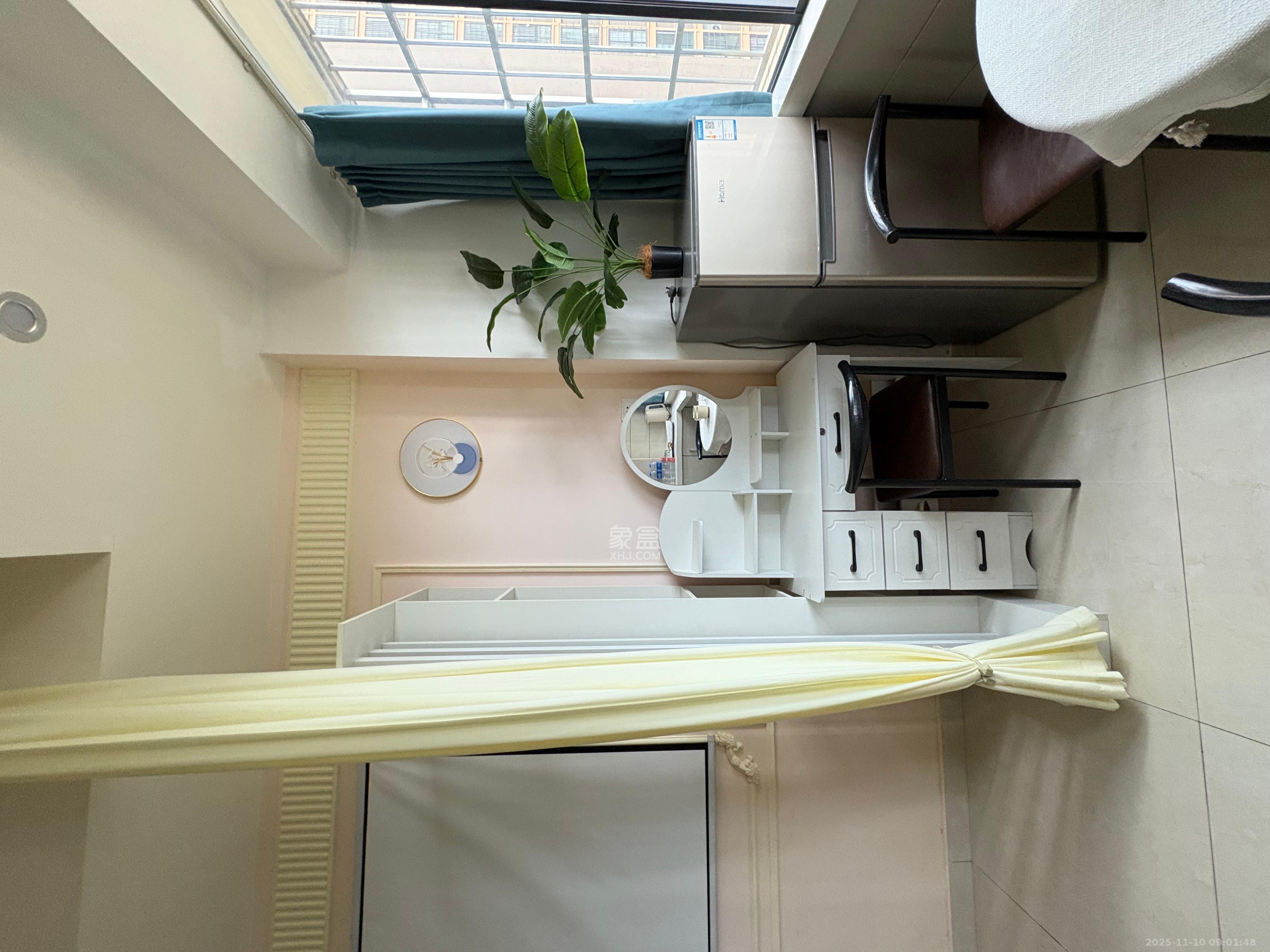 佐佑大厦  1室1厅1卫    1200.0元/月室内图