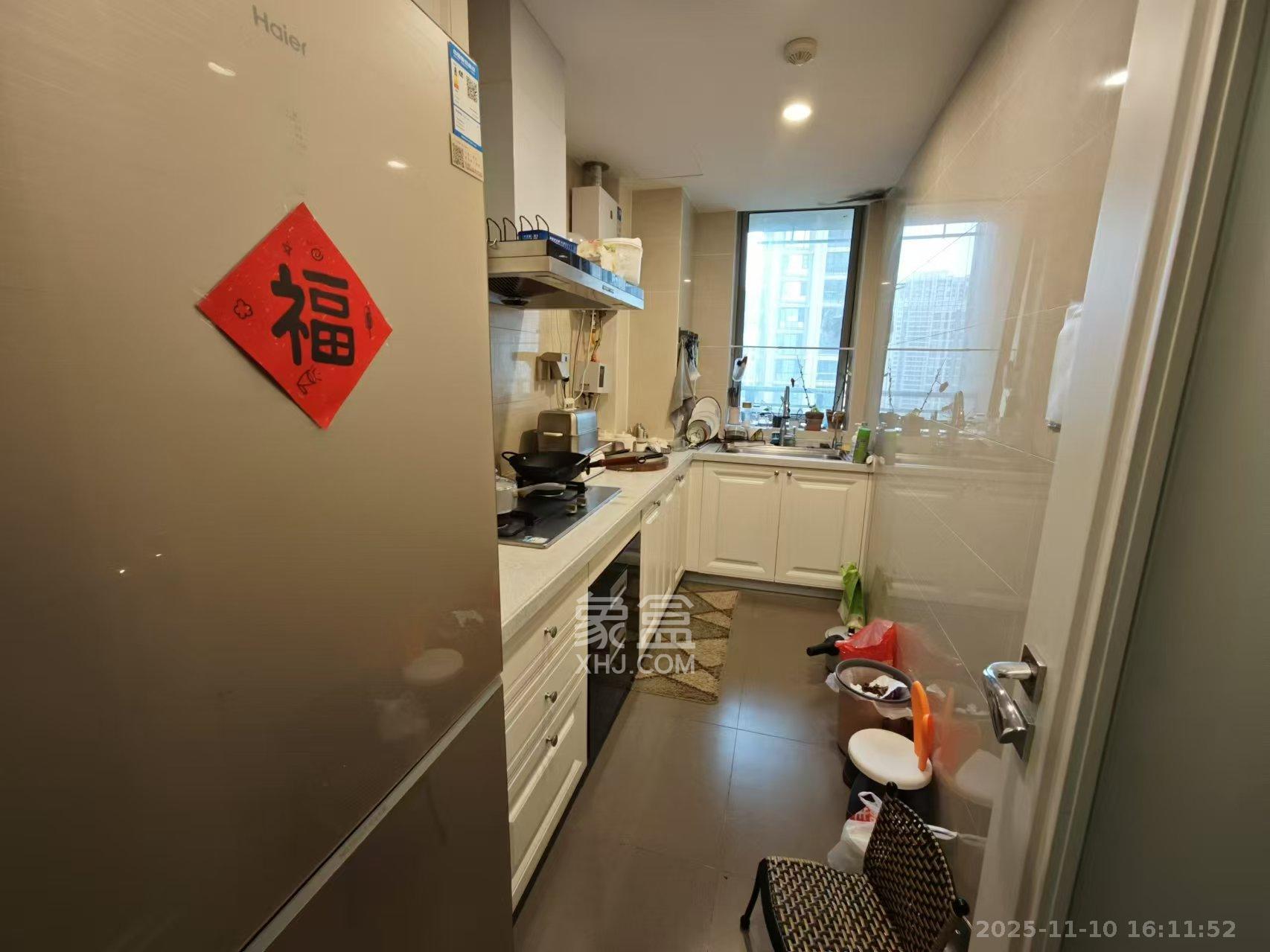 梅溪湖金茂府（金茂广场）（金茂览秀城）  3室2厅2卫    4800.0元/月室内图