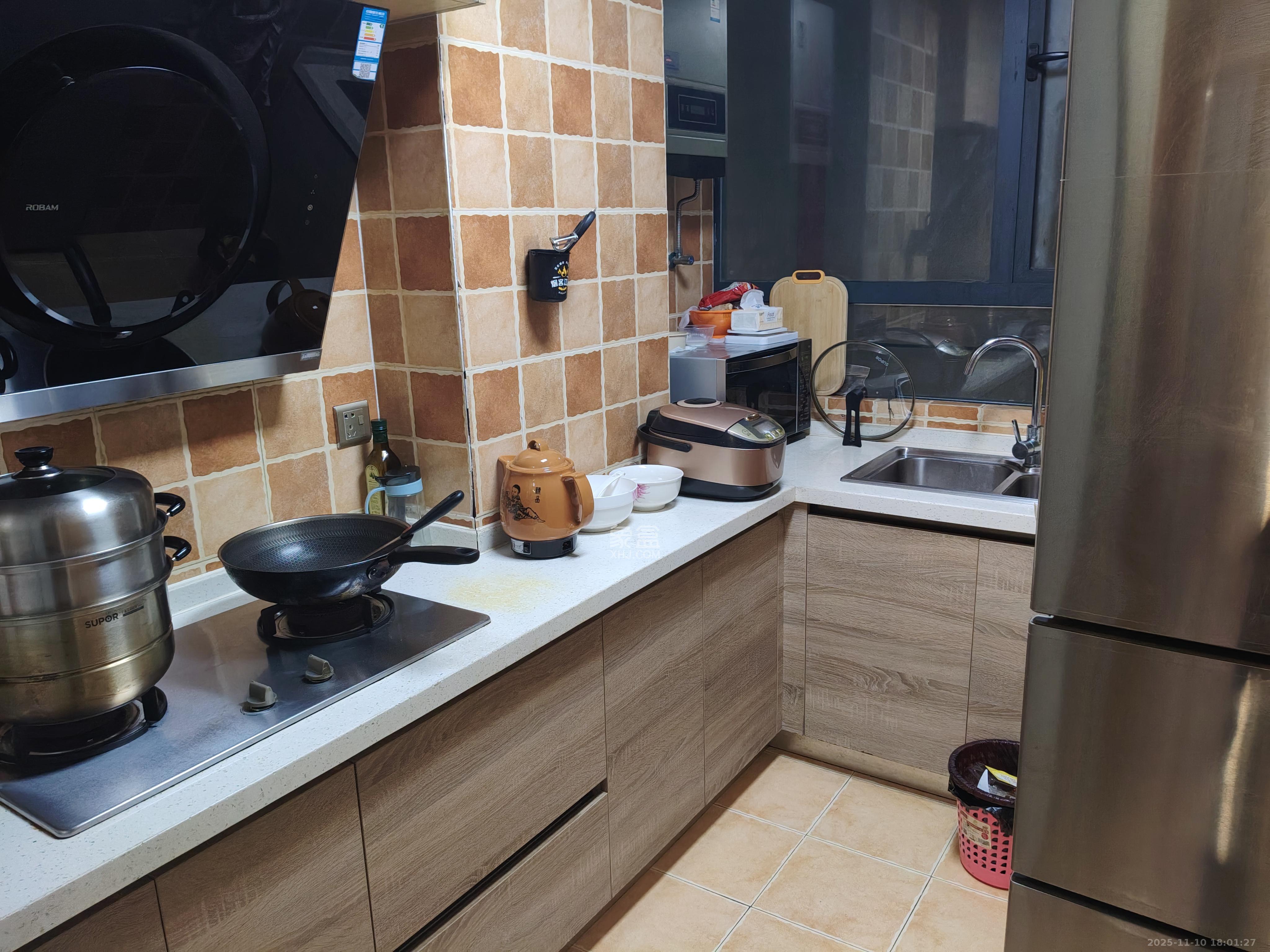 中国铁建梅溪青秀一期 1室2厅1卫 2000.0元/月 中国铁建梅溪青秀一期 1室2厅1卫 2000.0元/月室内图