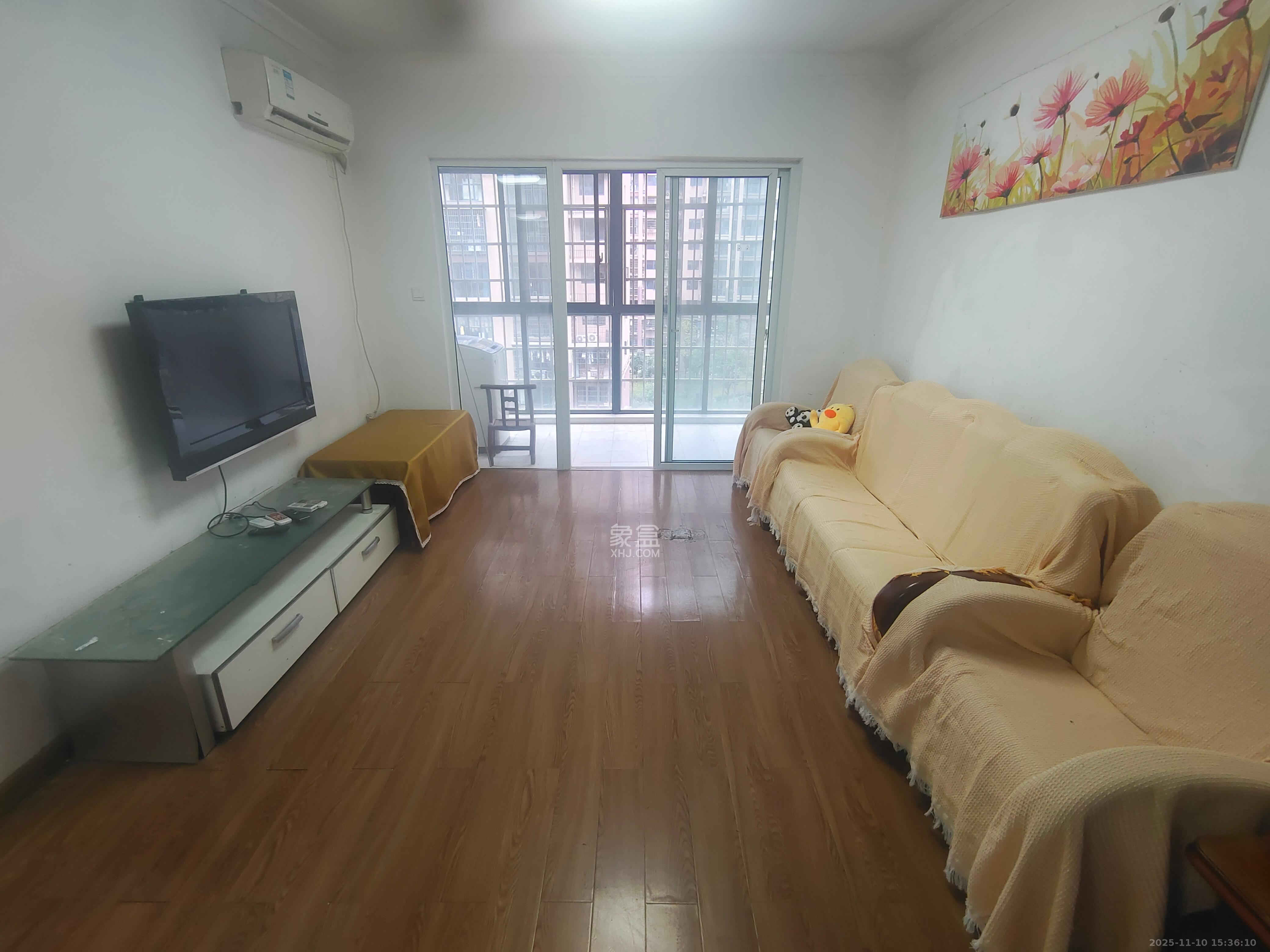 山水新城  2室1厅1卫    1600.0元/月室内图