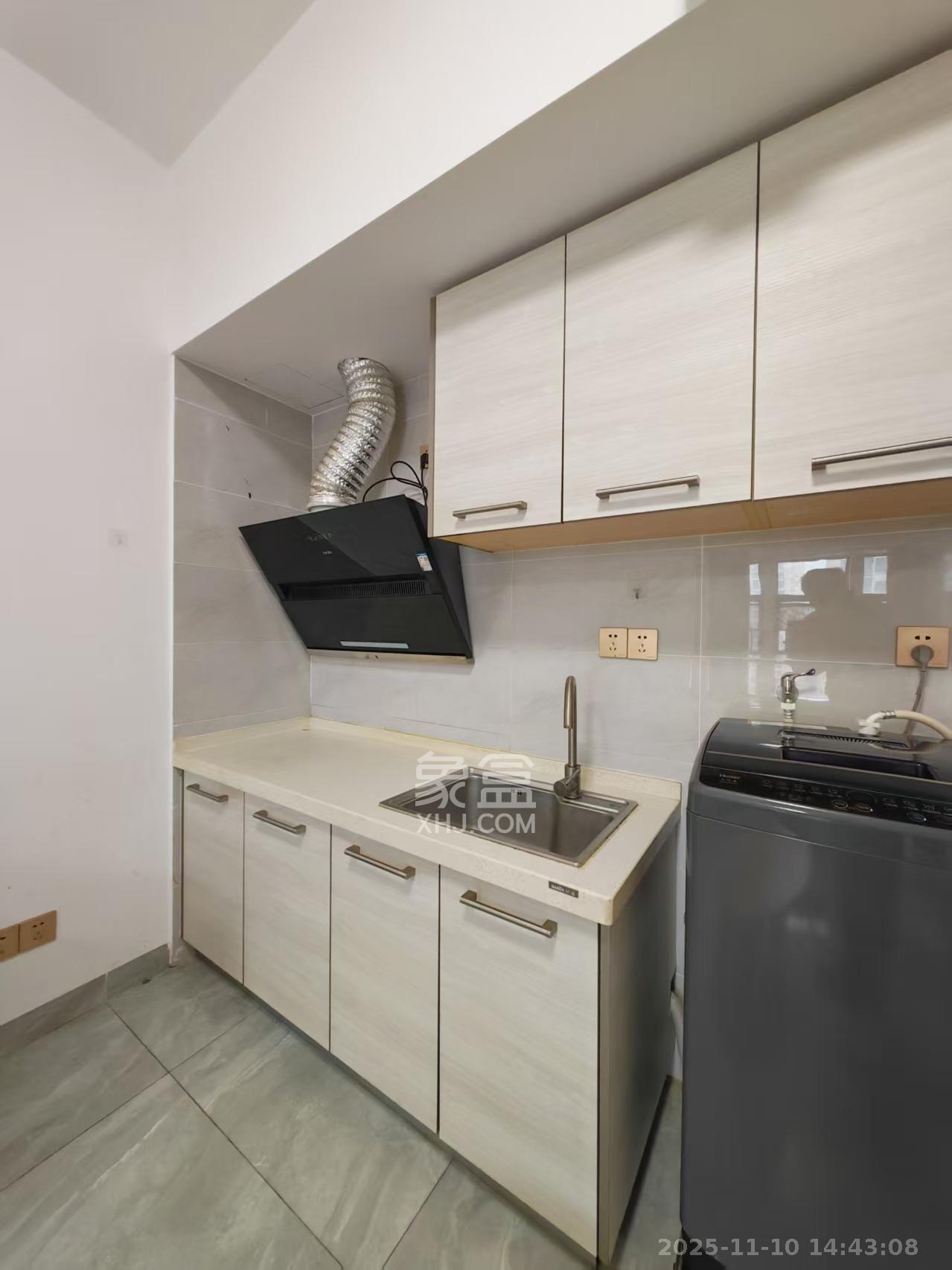 安泰嘉园（湘府邻伴）  1室0厅0卫    1300.0元/月室内图