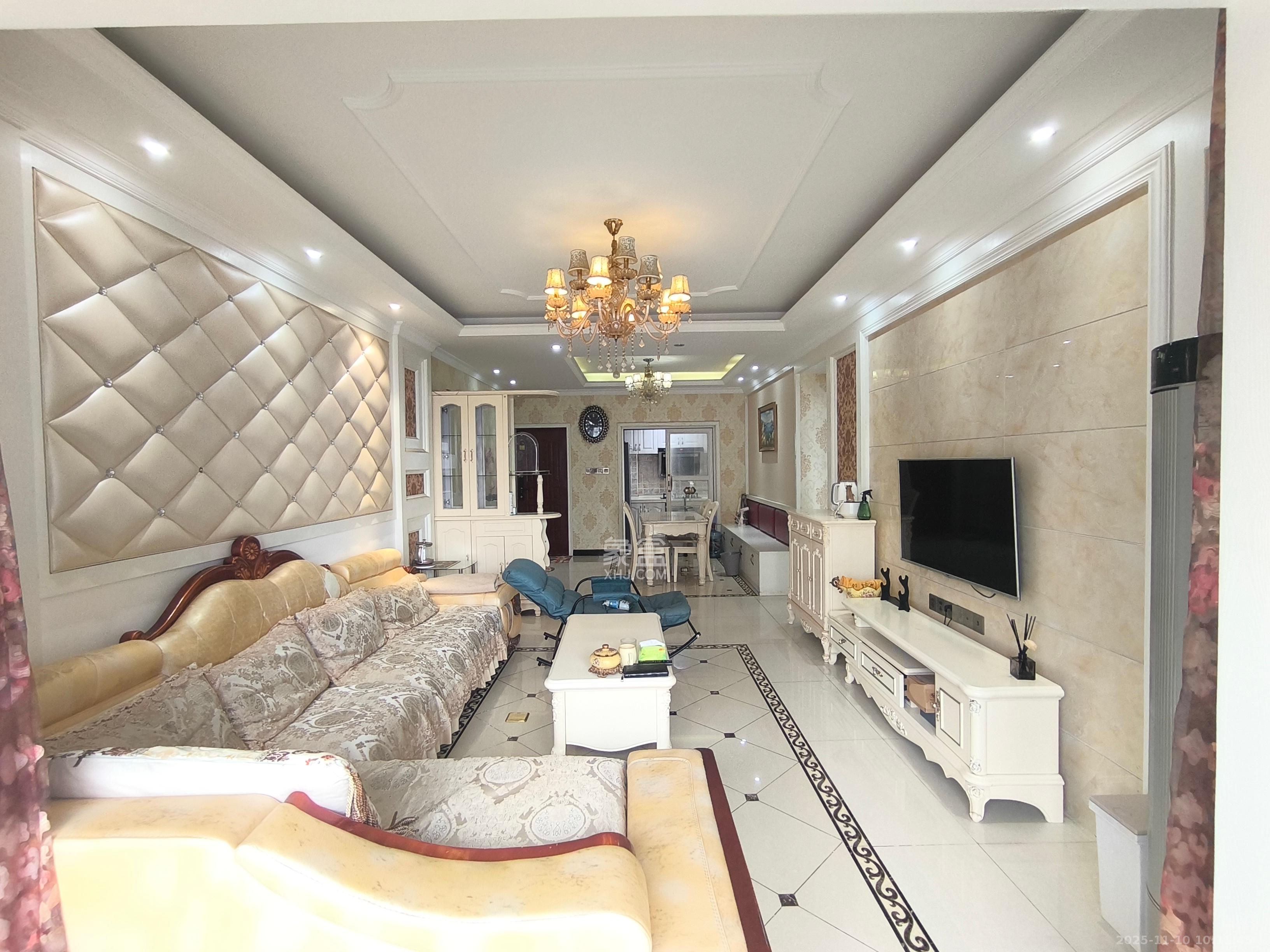 时代星城  2室2厅1卫    1600.0元/月