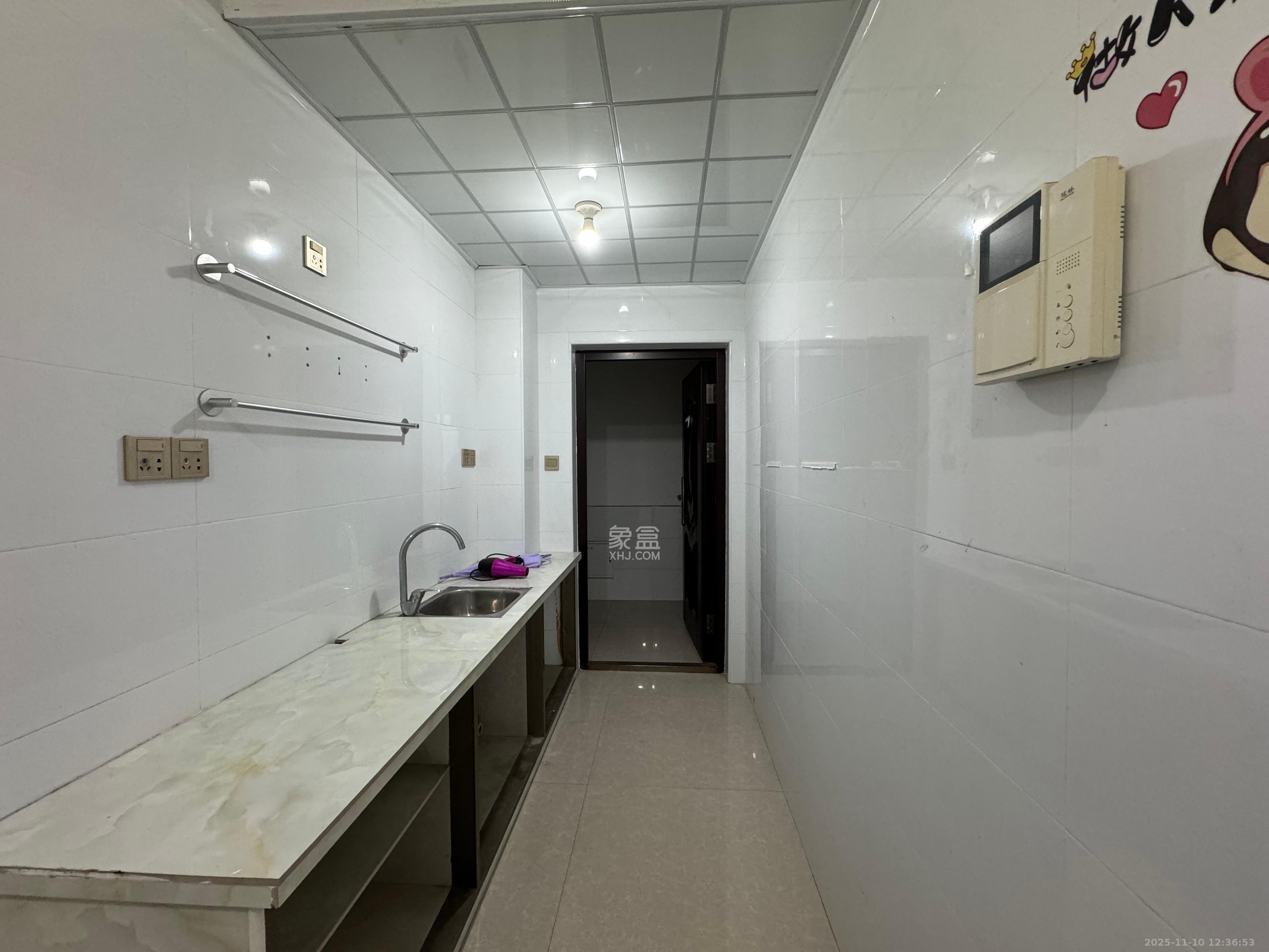 海洋半岛(月珑湾) 2室2厅2卫 2200.0元/月 海洋半岛(月珑湾) 2室2厅2卫 2200.0元/月室内图