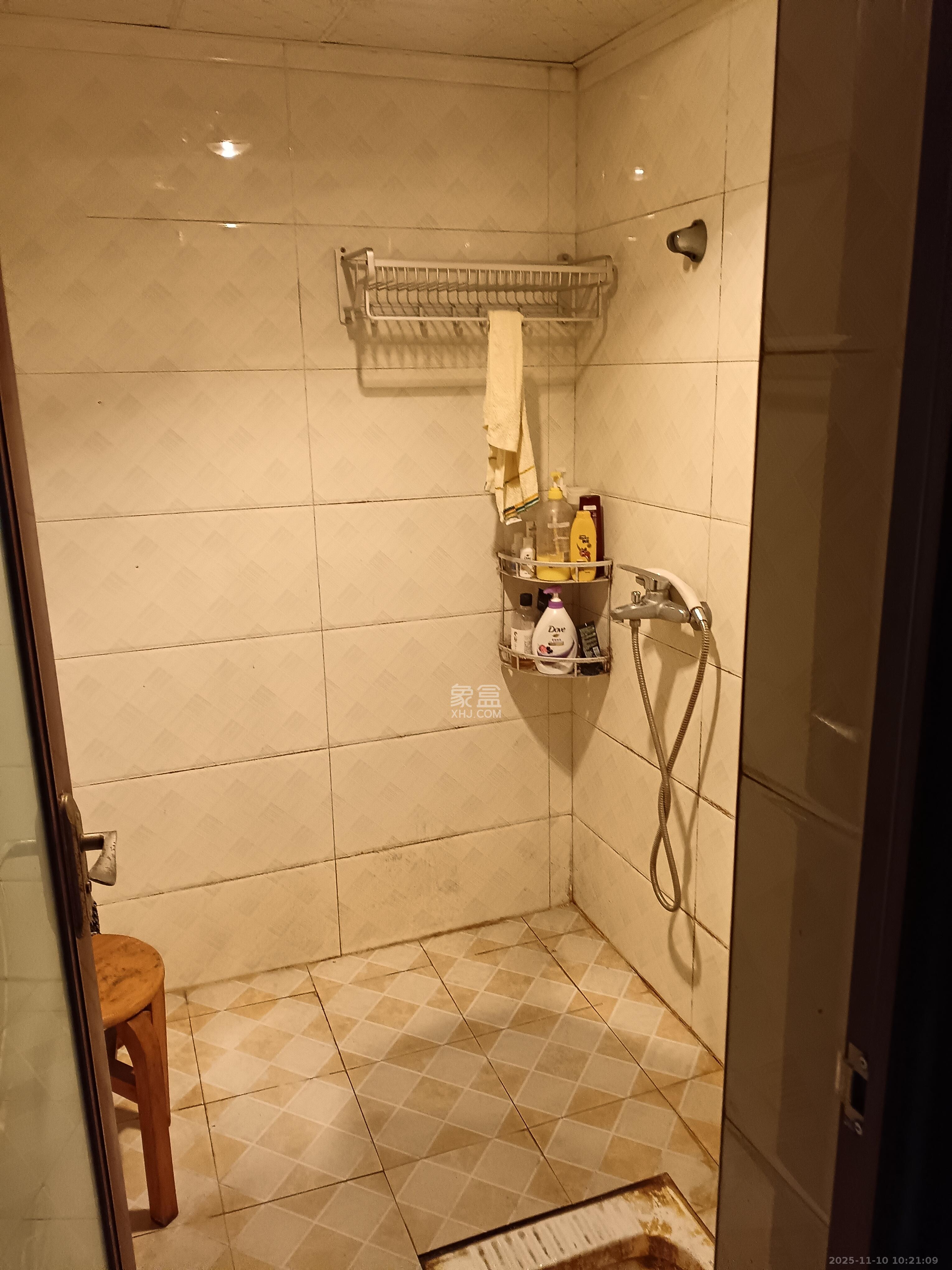 茶山馨苑  3室2厅1卫    2000.0元/月室内图