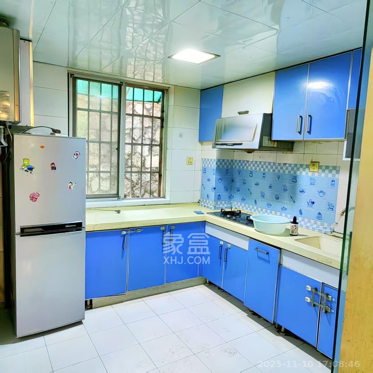 佳园星城  3室2厅2卫    1600.0元/月室内图