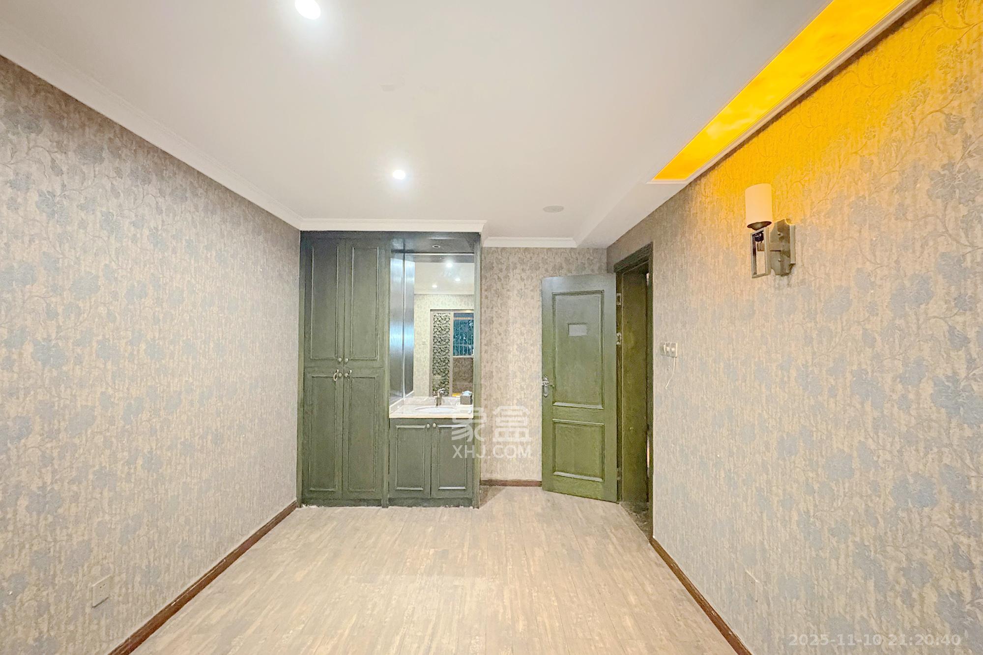 明景公寓  3室2厅1卫    97.0万卧室