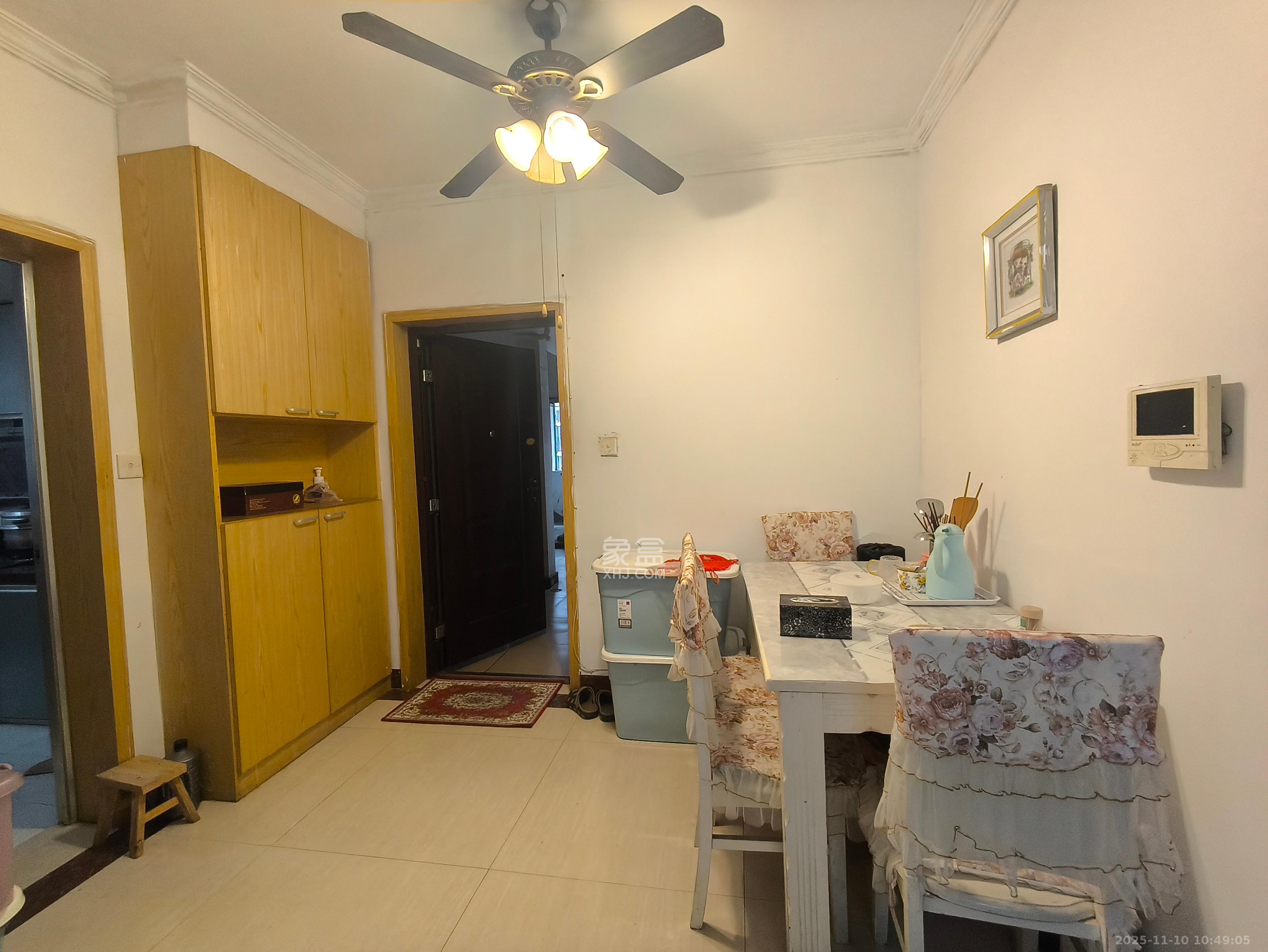 中国铁建国际城一期  2室2厅1卫    1400.0元/月室内图