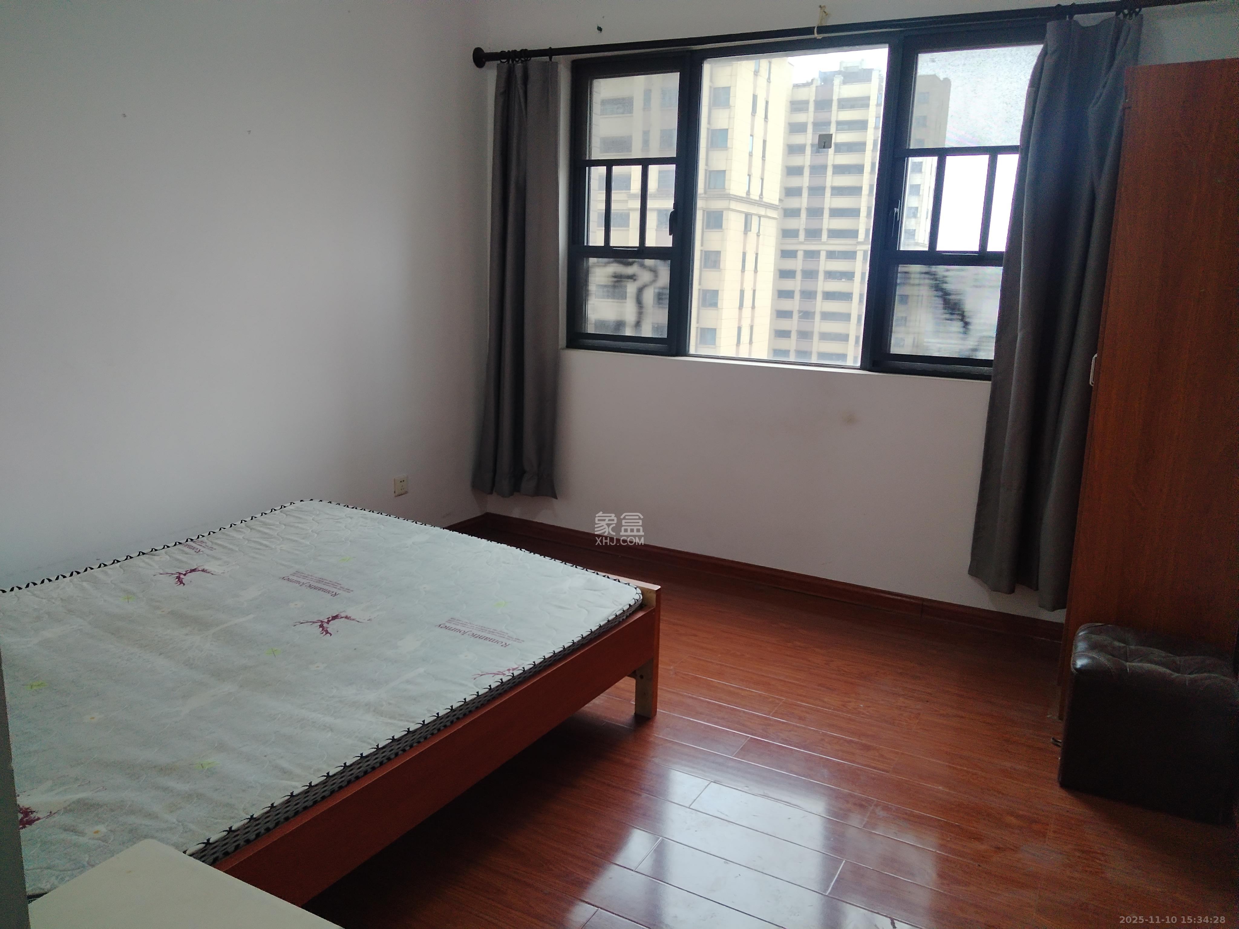 深业喜汇 4室2厅2卫 2400.0元/月 深业喜汇 4室2厅2卫 2400.0元/月室内图