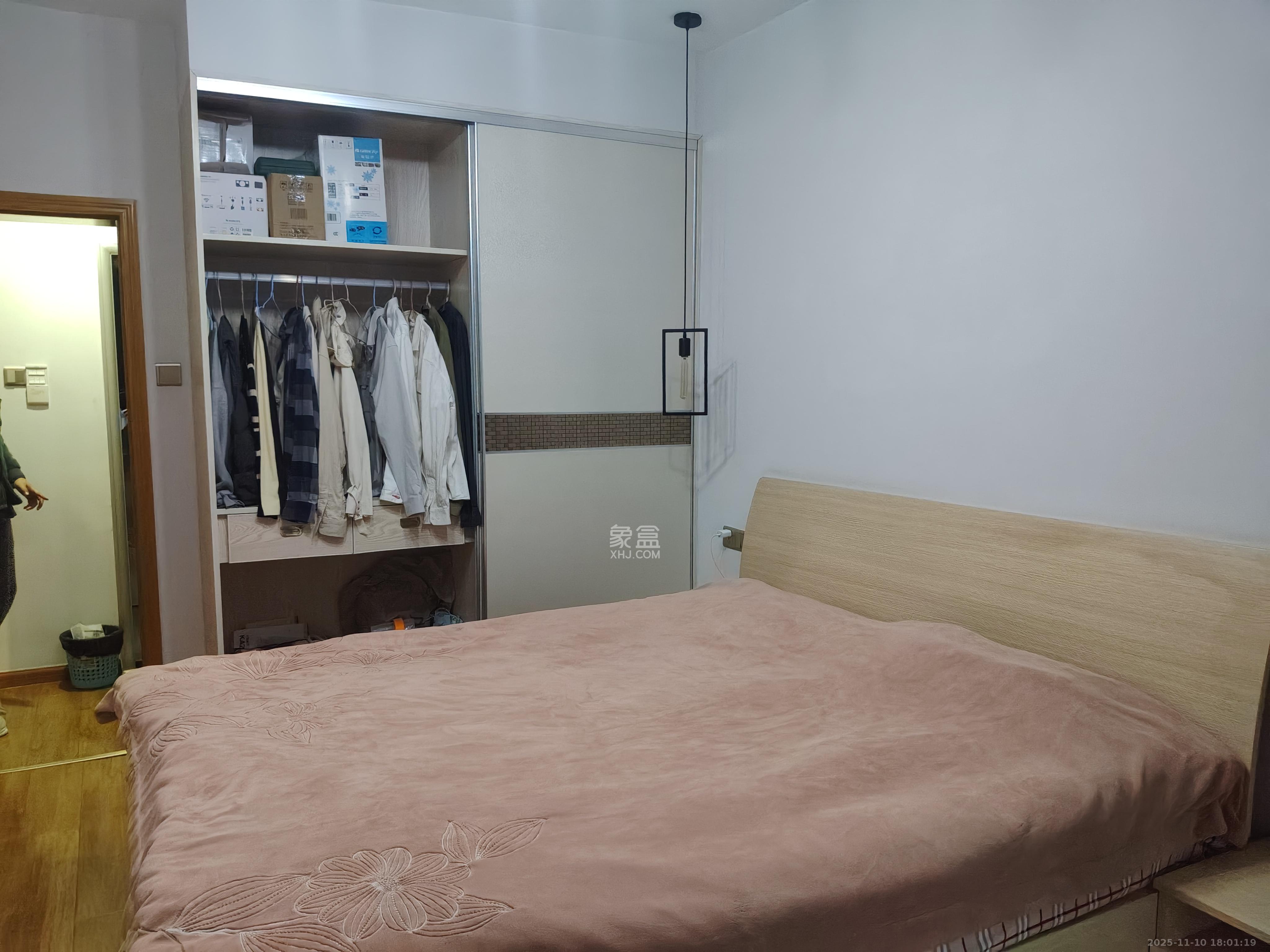 中国铁建梅溪青秀一期 1室2厅1卫 2000.0元/月 中国铁建梅溪青秀一期 1室2厅1卫 2000.0元/月室内图