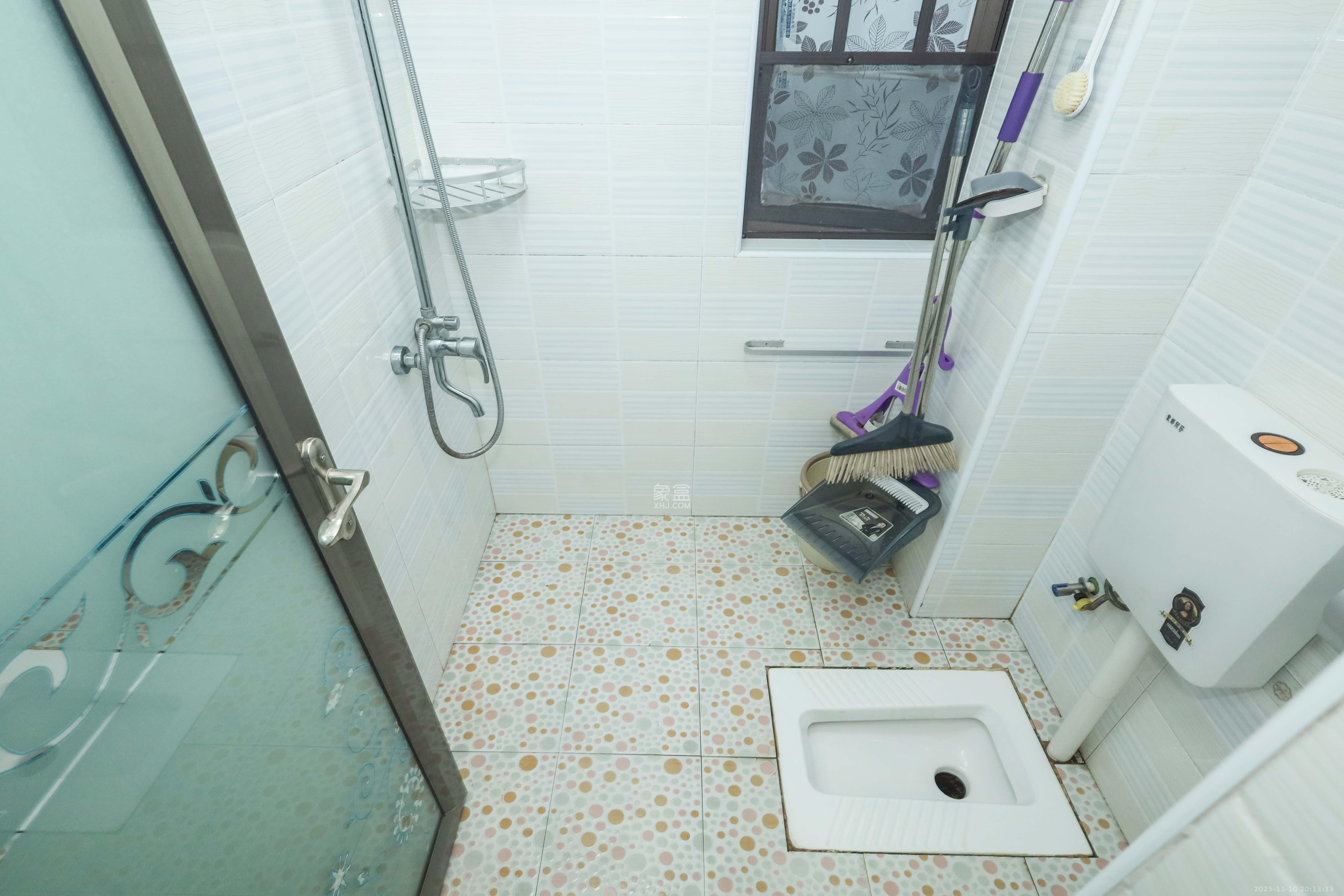 梅溪湖合能璞丽  2室2厅1卫    76.8万卫生间