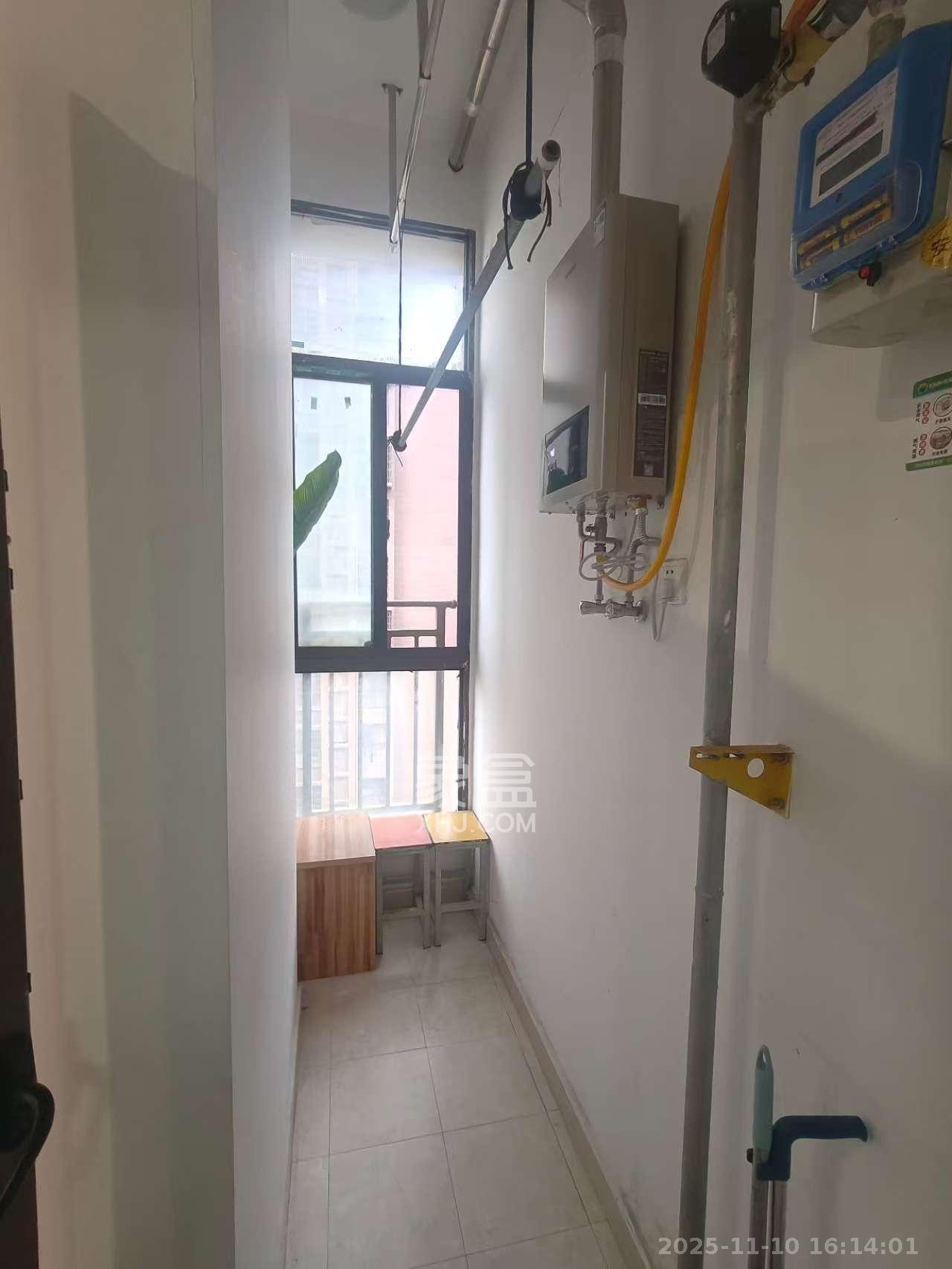 湖湾世景  1室1厅1卫    1250.0元/月室内图