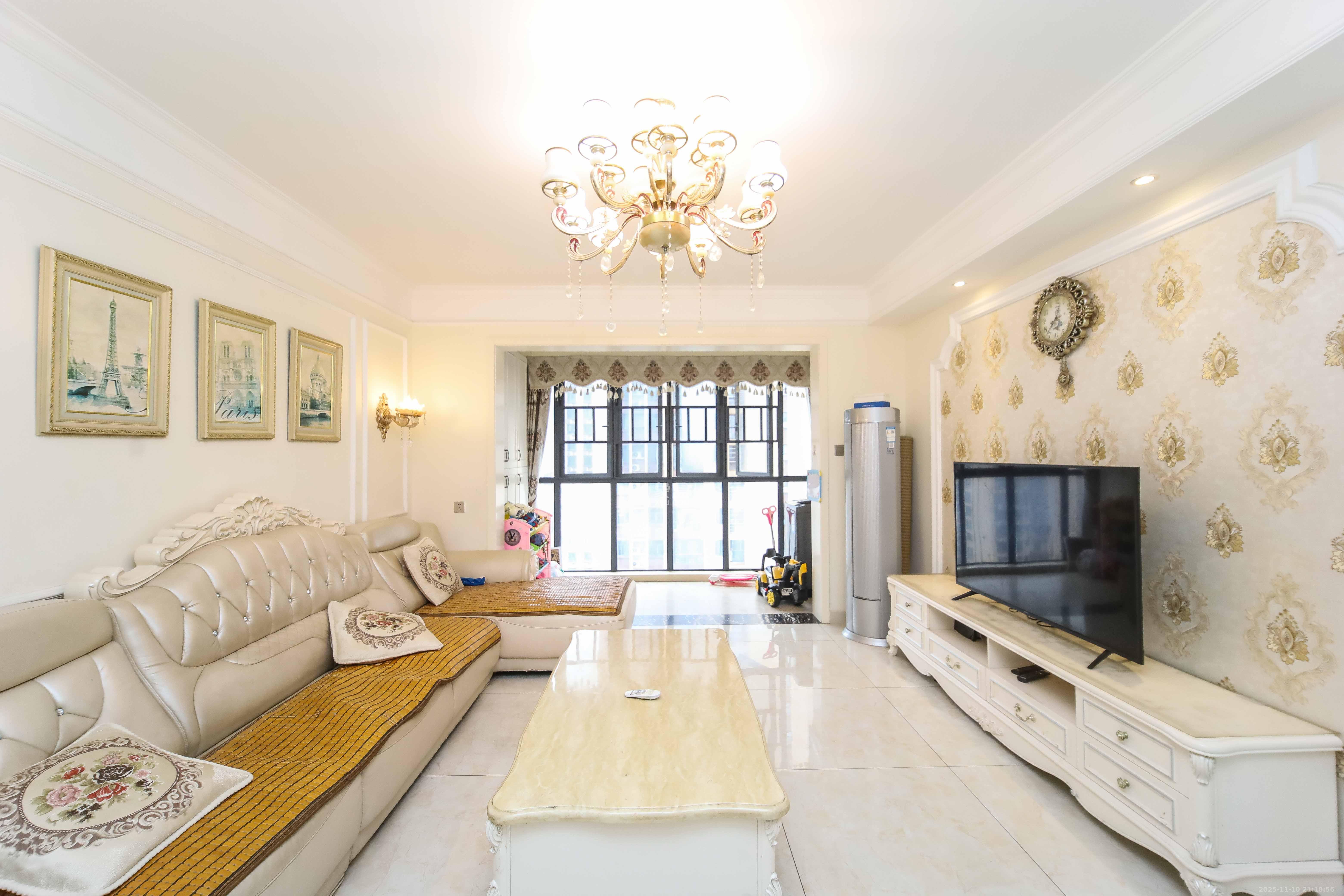 锦湘国际星城四期（金丽苑）  3室2厅2卫    140.0万