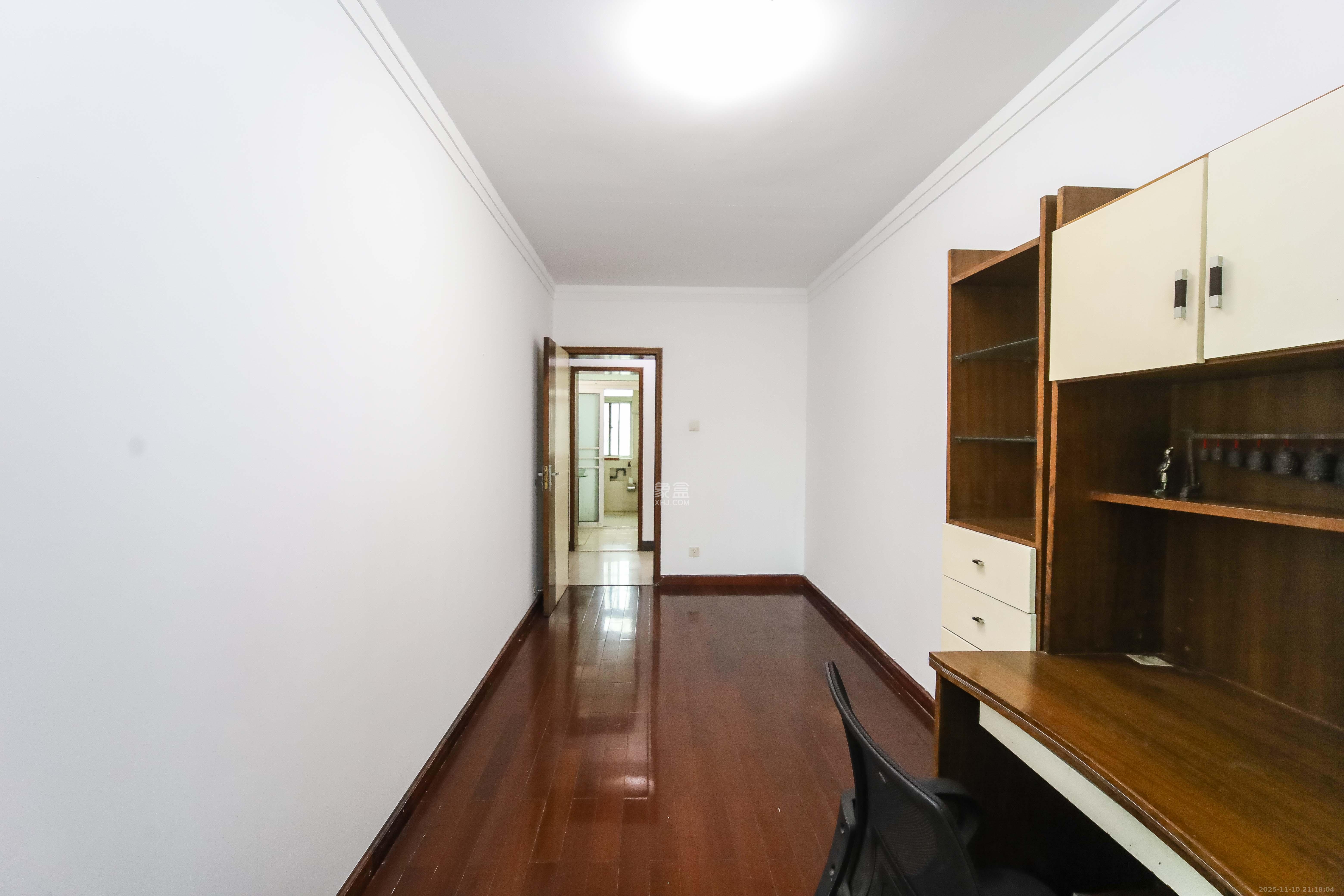 古汉城宿舍(同超集团控股公司) 3室2厅1卫 75.0万 古汉城宿舍(同超集团控股公司) 3室2厅1卫 75.0万卧室