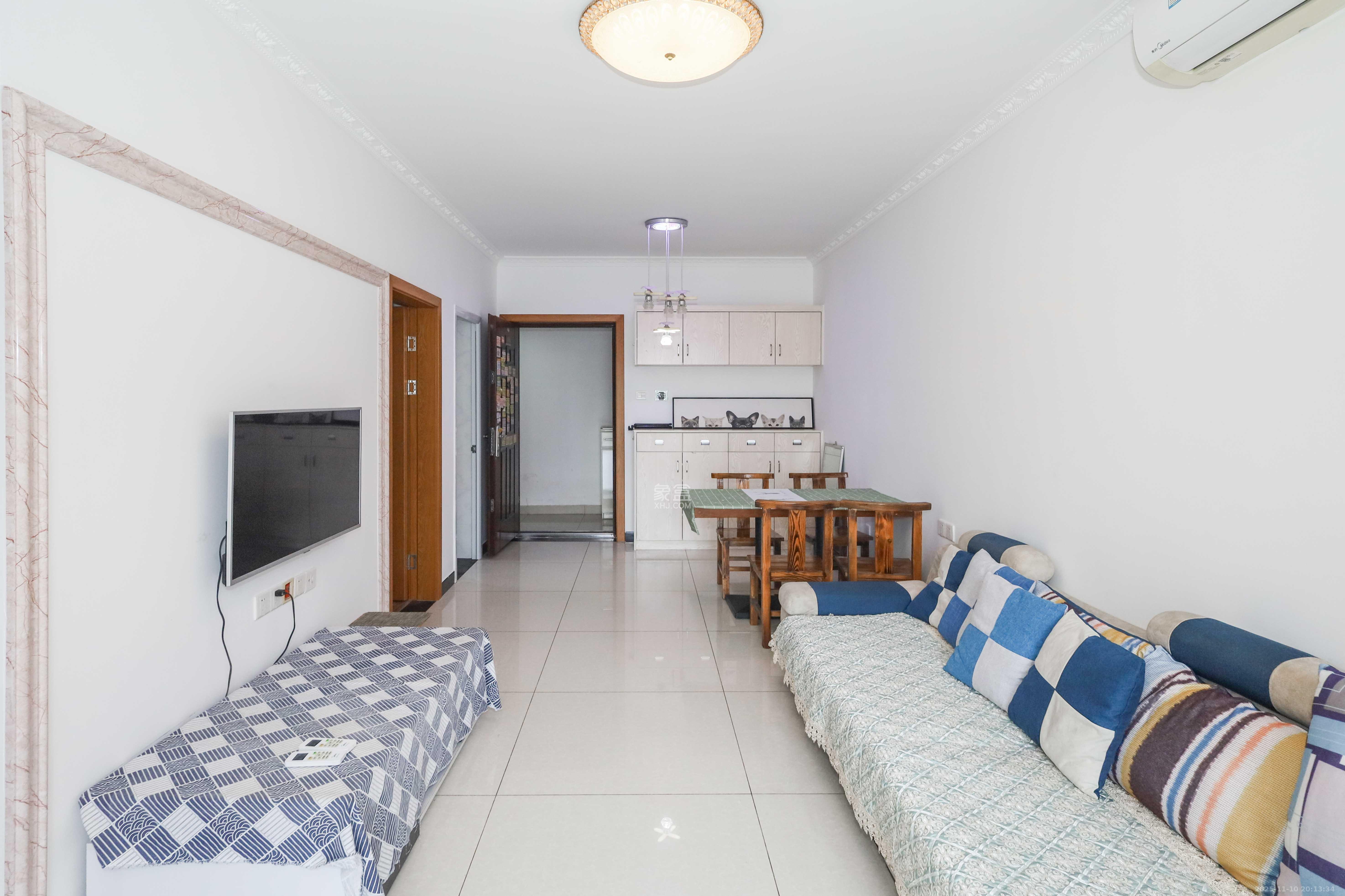 梅溪湖合能璞丽  2室2厅1卫    76.8万客厅