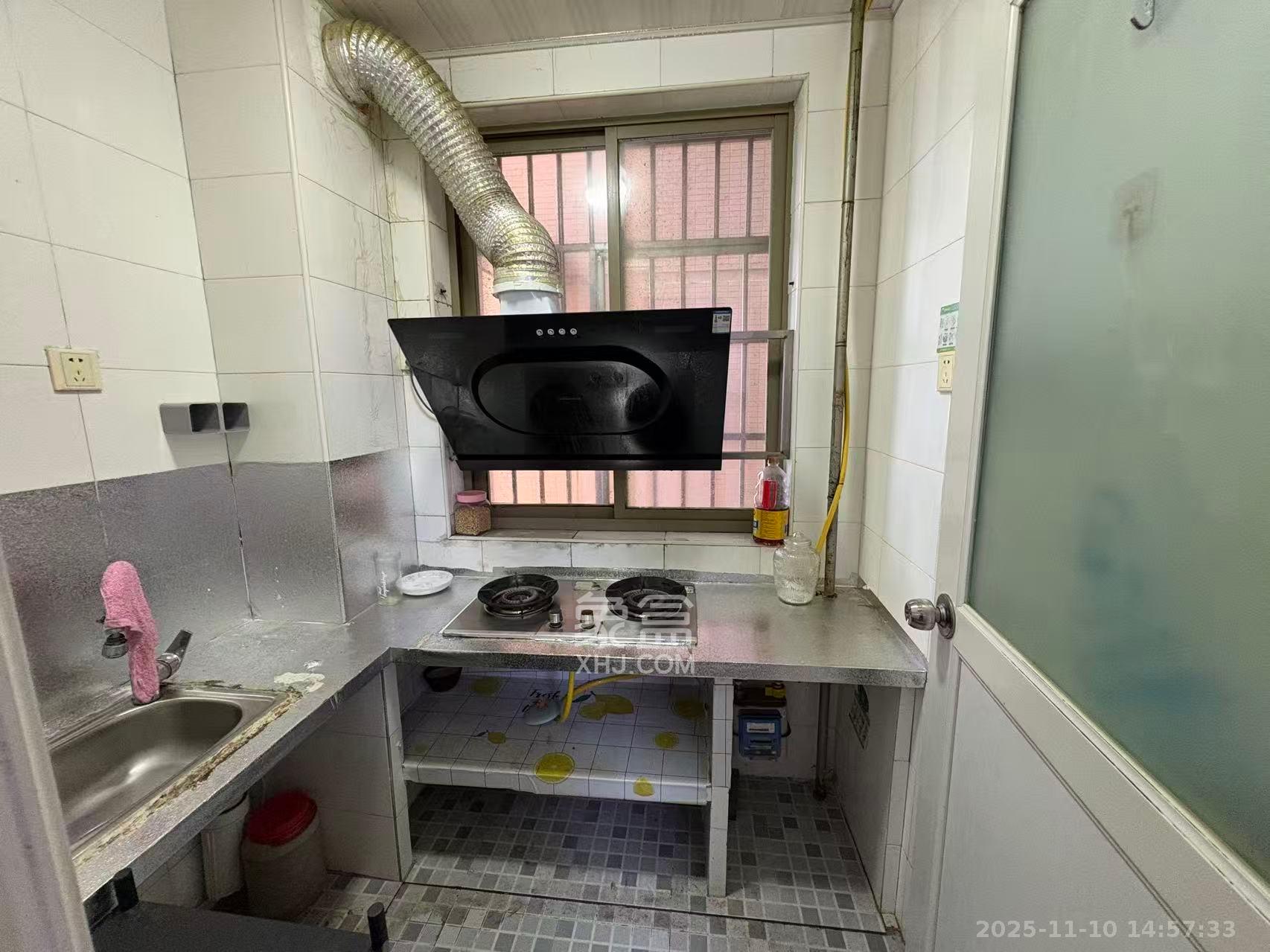 层上观邸 3室2厅1卫 2000.0元/月 层上观邸 3室2厅1卫 2000.0元/月室内图