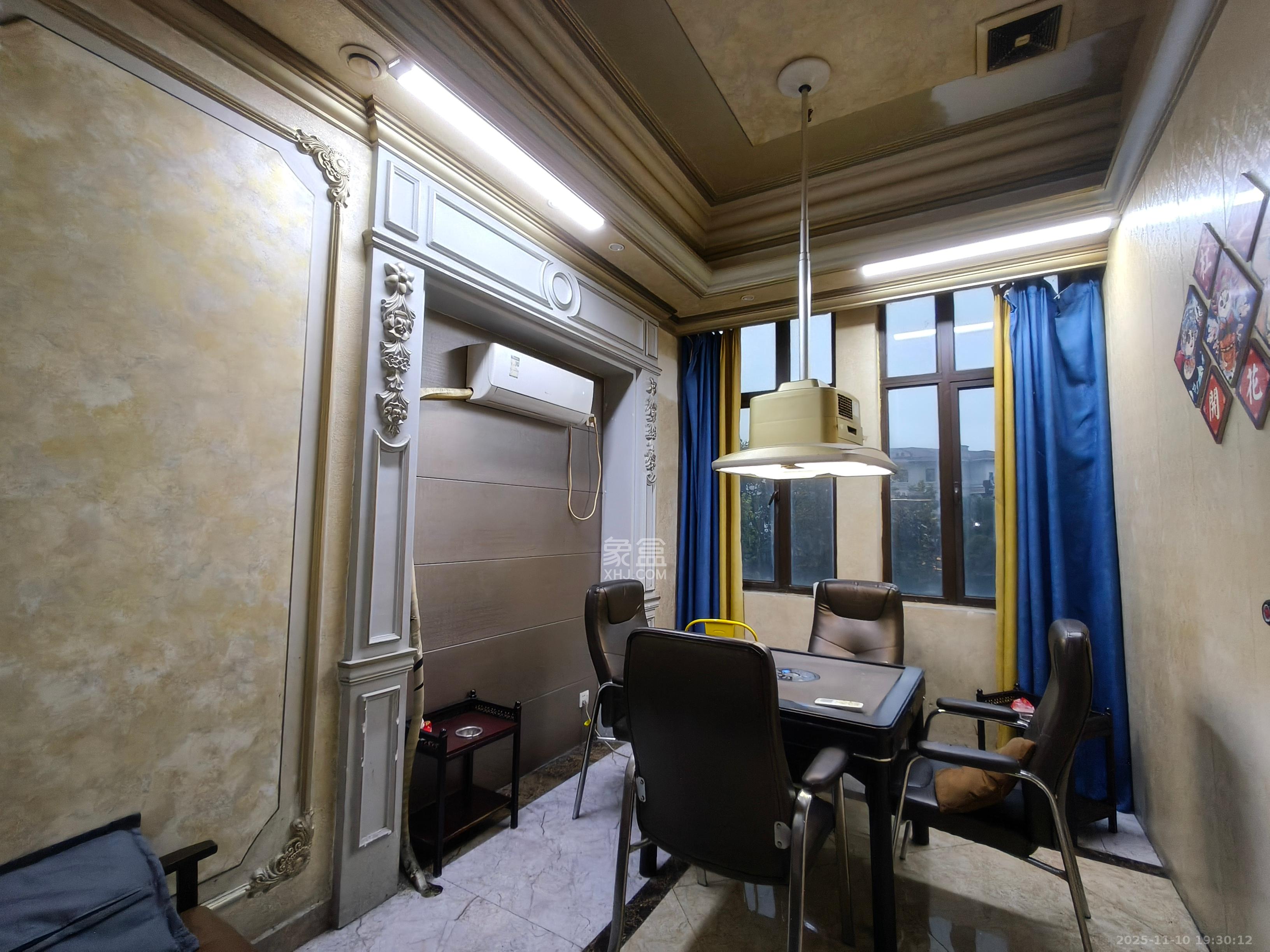 华润置地广场二期   240.0㎡      8500.0元/月室内图