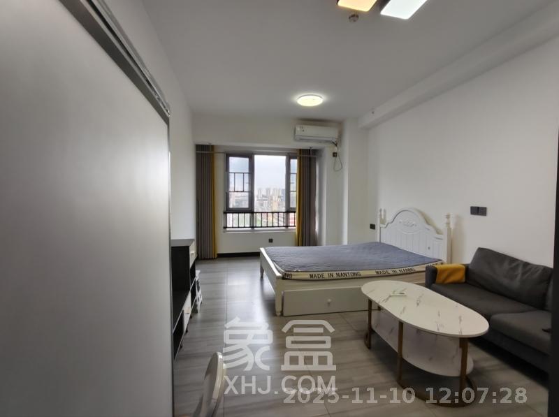 合能枫丹丽舍（柏悦名苑)  1室1厅1卫    1200.0元/月室内图