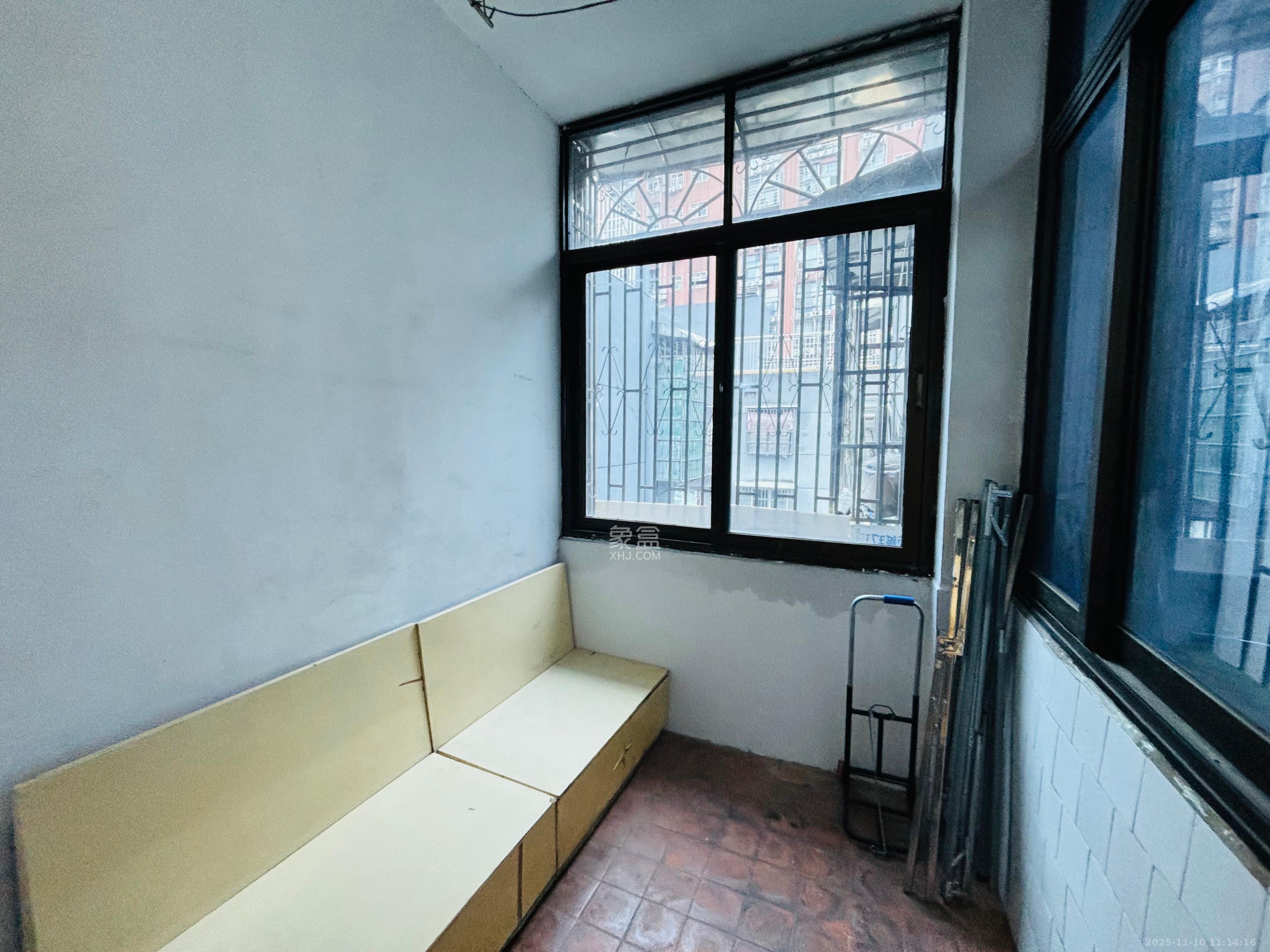 三兴公寓（三兴小区）  2室1厅1卫    1600.0元/月室内图