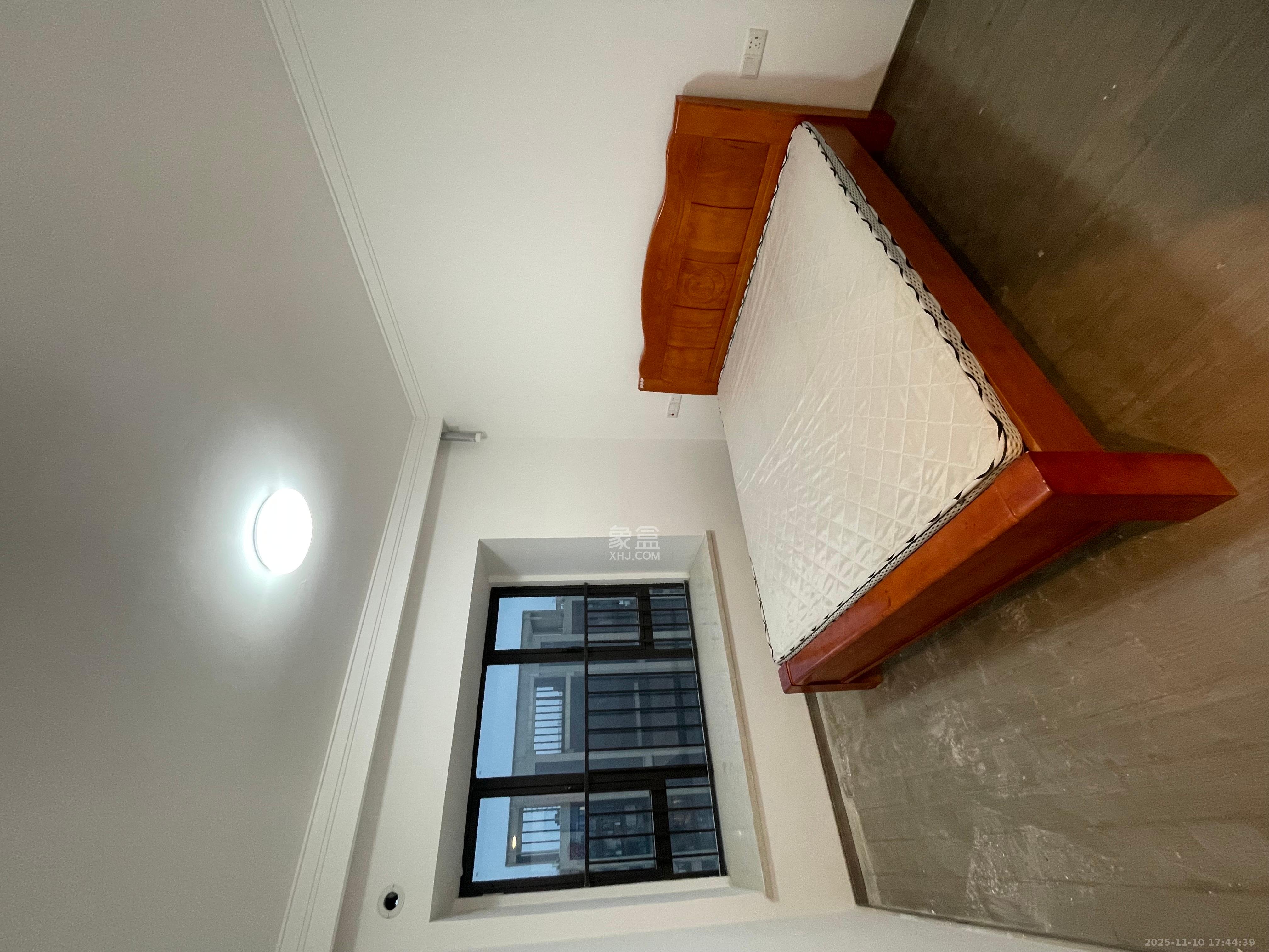 越秀亲爱里 4室2厅1卫 3200.0元/月 越秀亲爱里 4室2厅1卫 3200.0元/月室内图