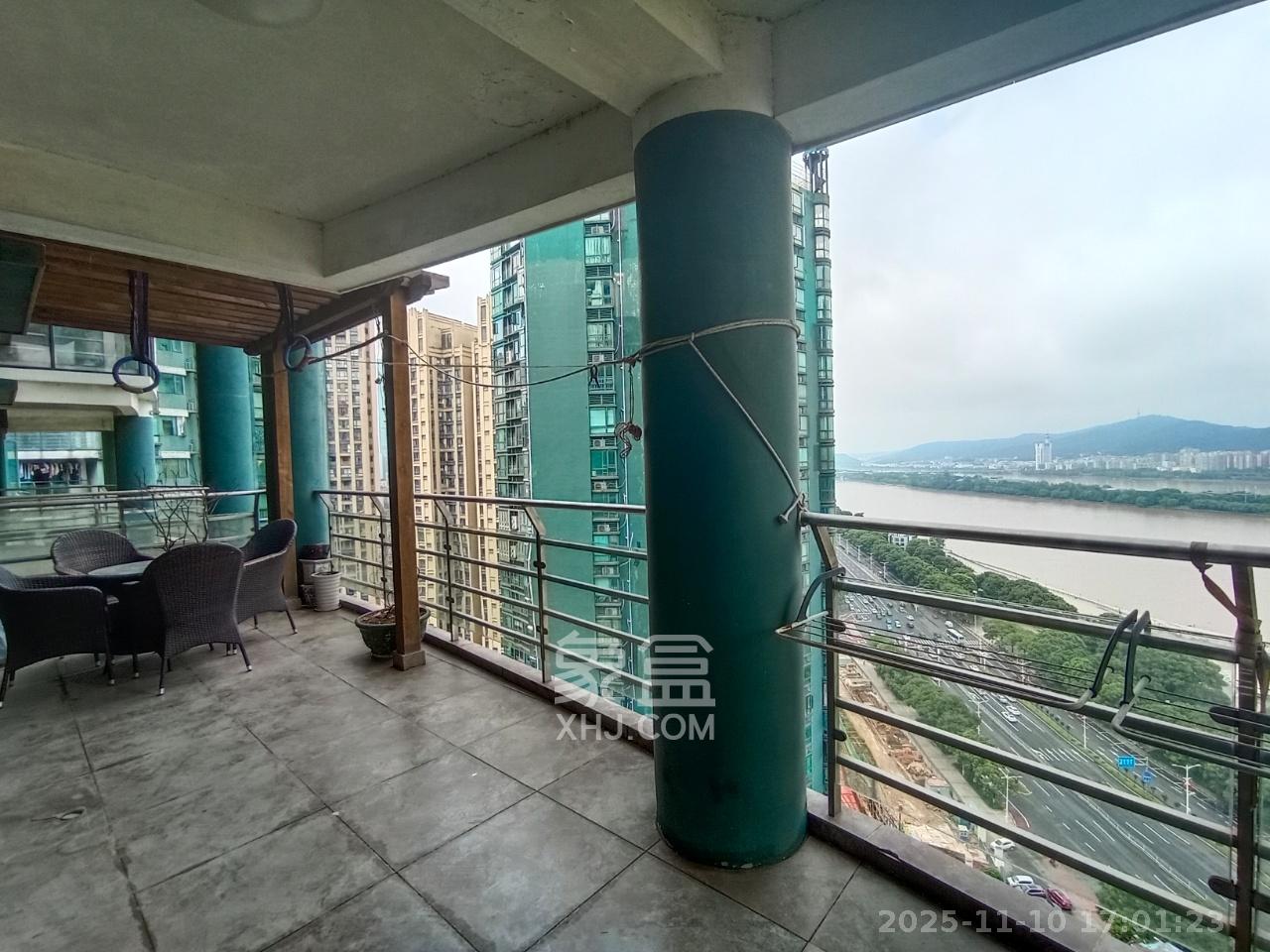 华盛新外滩 4室2厅2卫 4200.0元/月 华盛新外滩 4室2厅2卫 4200.0元/月室内图