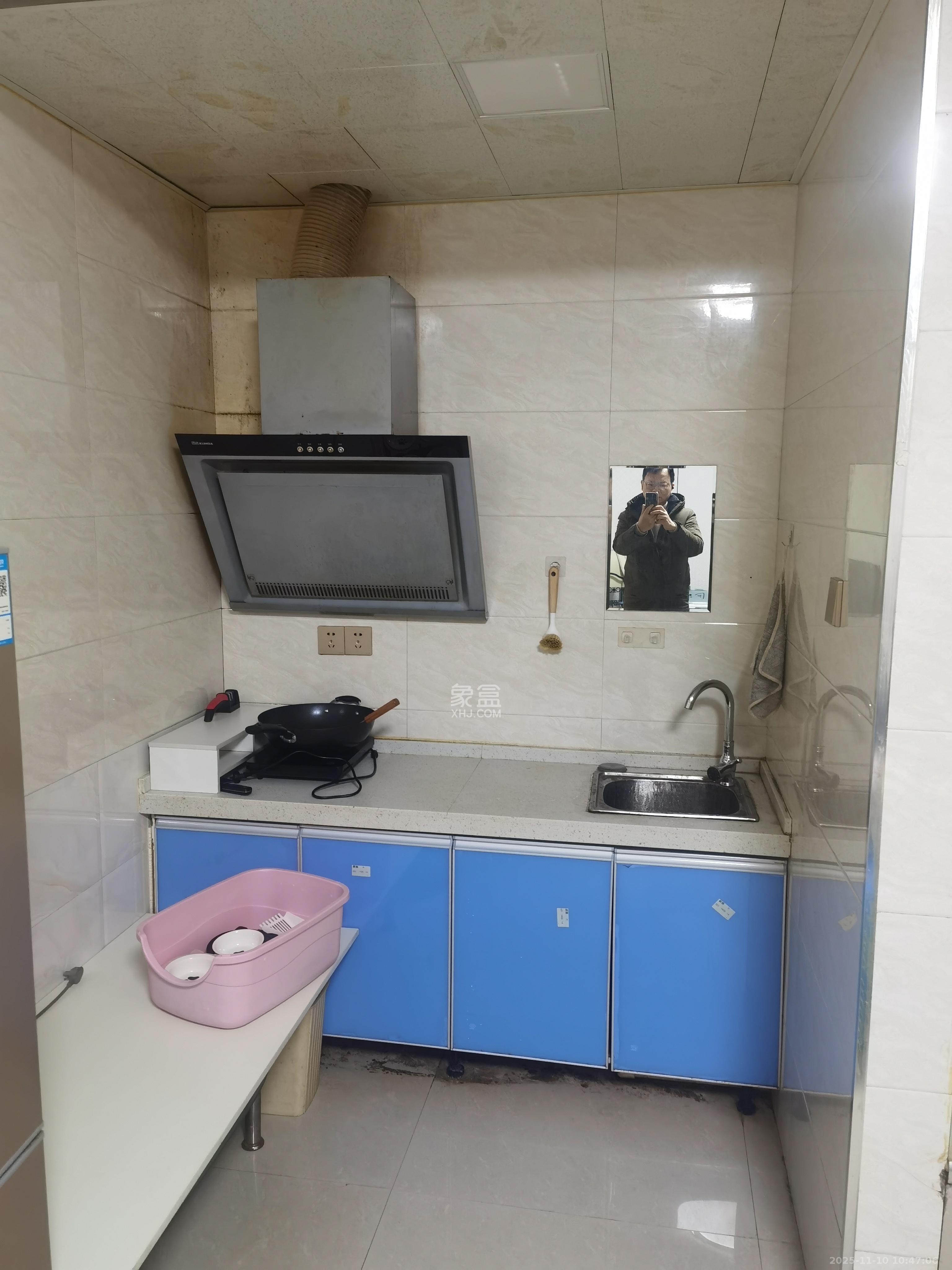 湘聚大厦  1室1厅1卫    1400.0元/月室内图