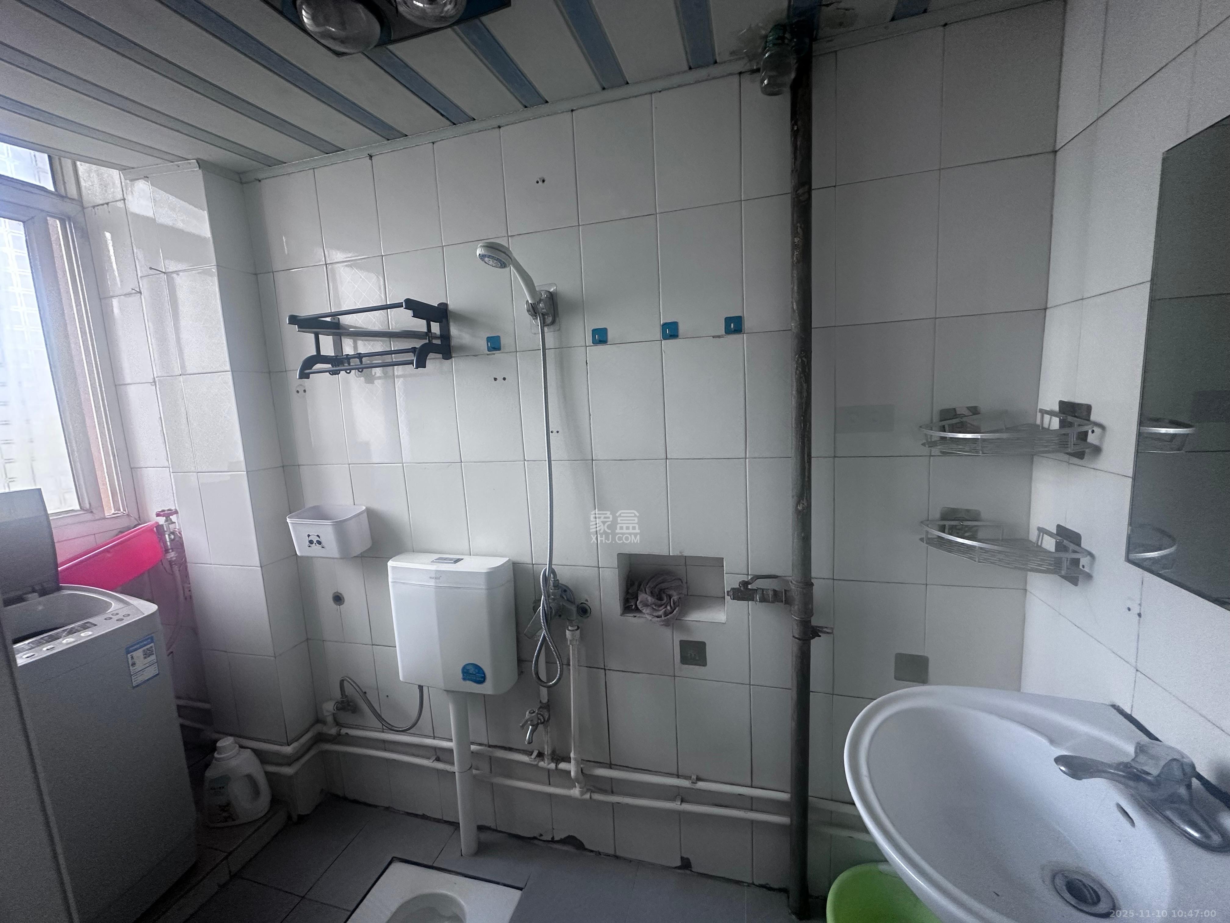 火星一片  2室1厅1卫    1100.0元/月室内图