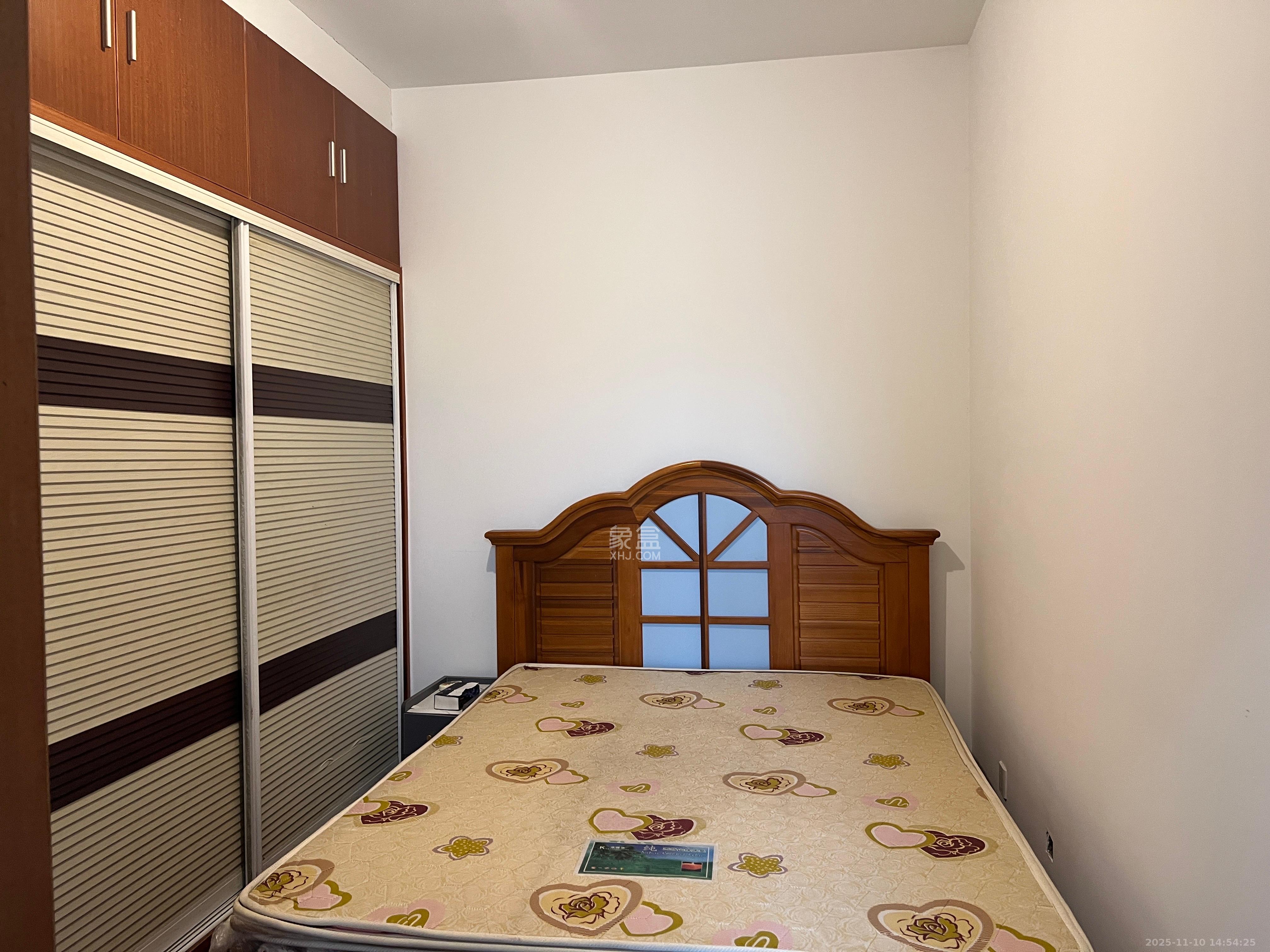 华韵城市风情  2室1厅1卫    3000.0元/月室内图