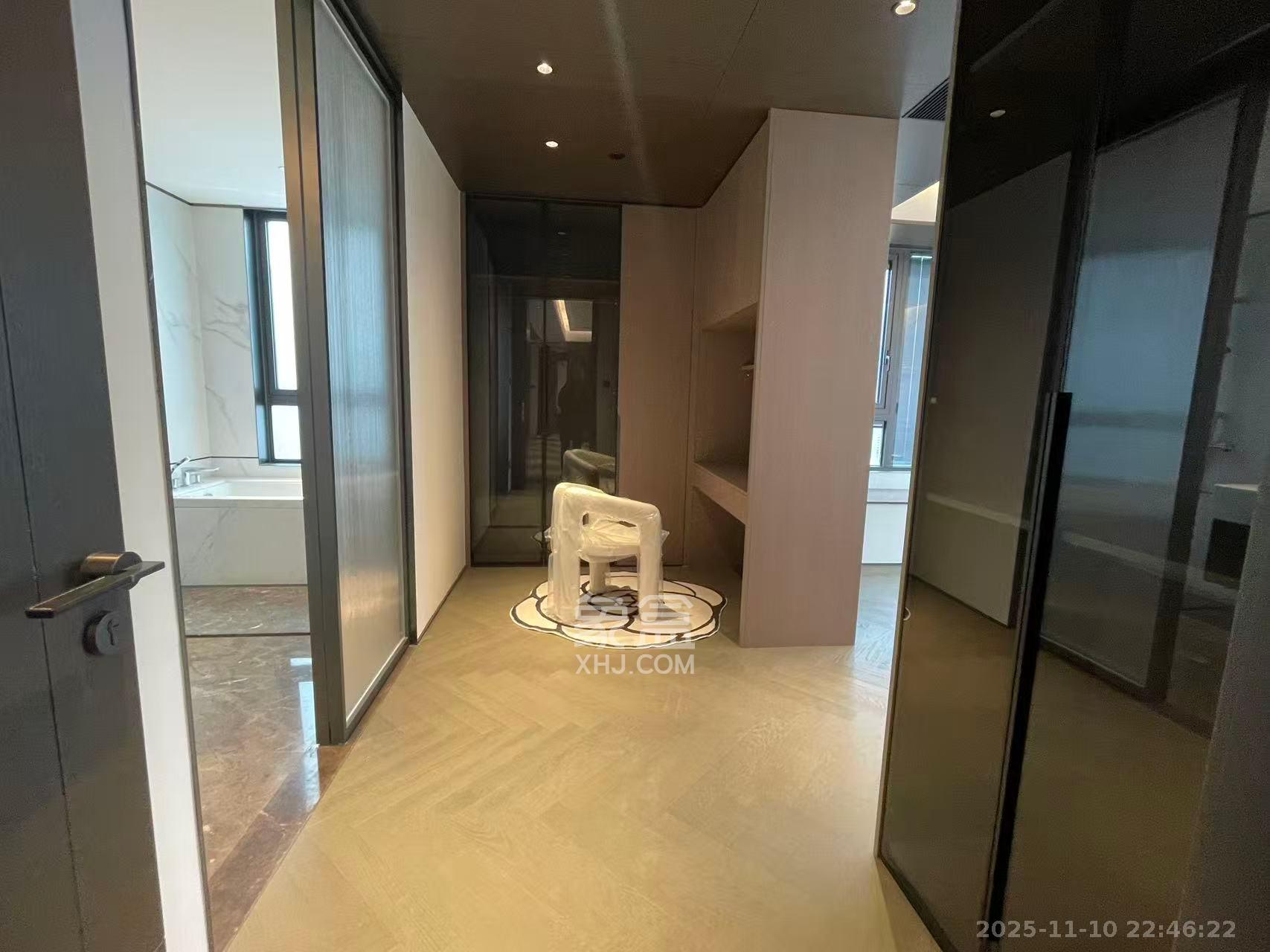 万科瑧湾汇  4室2厅3卫    12000.0元/月室内图