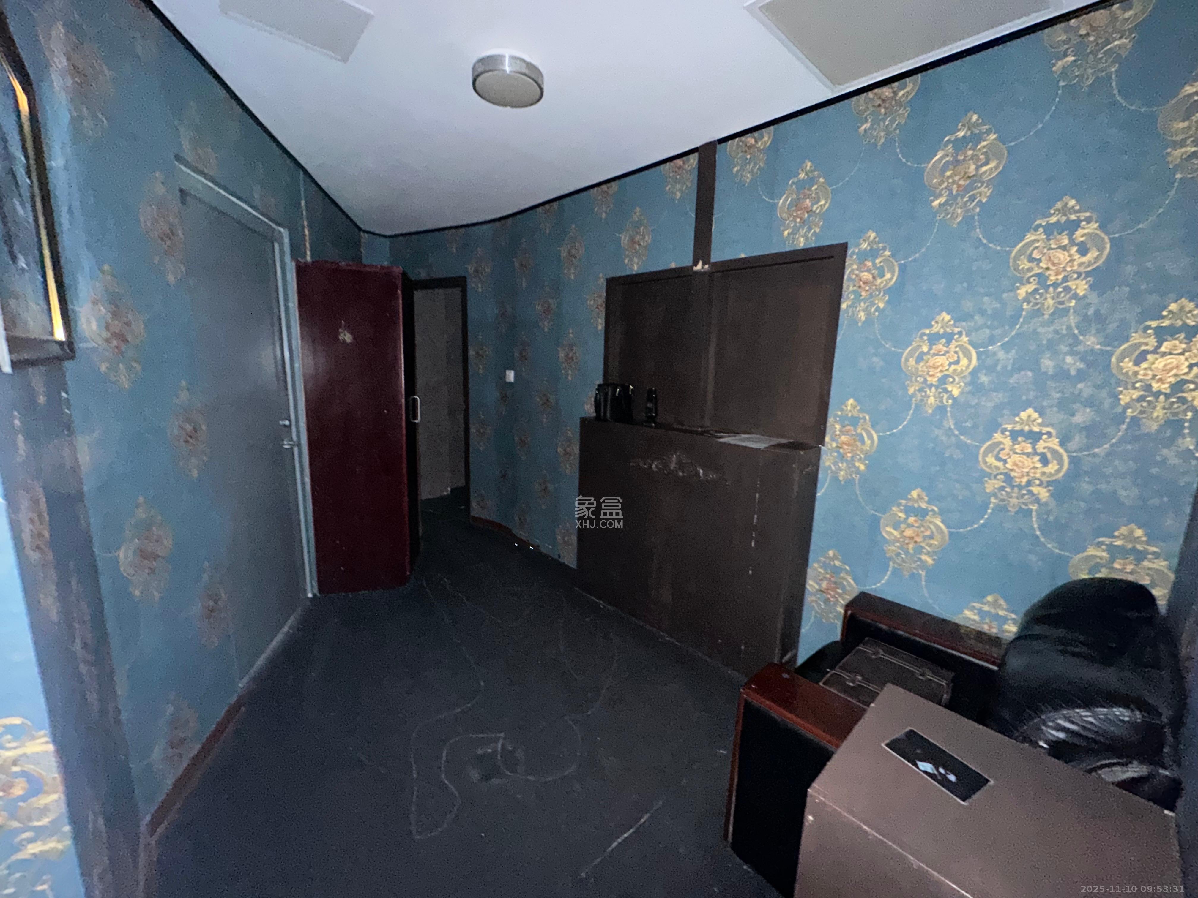 沁园春御院   382.23㎡      22000.0元/月室内图