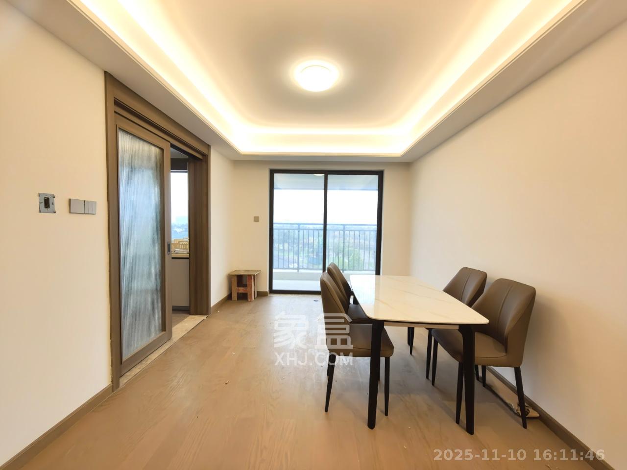 阳光城尚东湾青柠园 4室2厅2卫 3500.0元/月 阳光城尚东湾青柠园 4室2厅2卫 3500.0元/月室内图