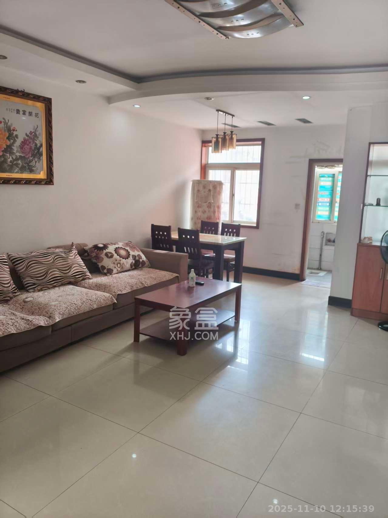 湘绣城 1室0厅0卫 1200.0元/月 湘绣城 1室0厅0卫 1200.0元/月室内图