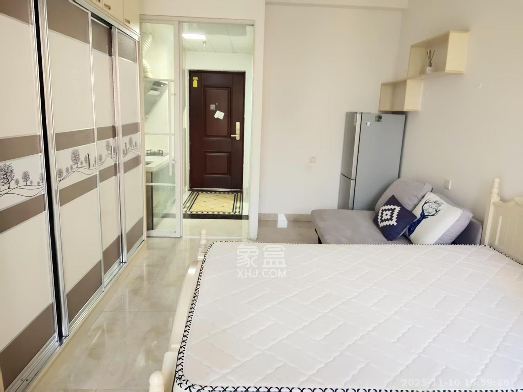 蓝光雍锦阁  1室1厅1卫    1500.0元/月室内图