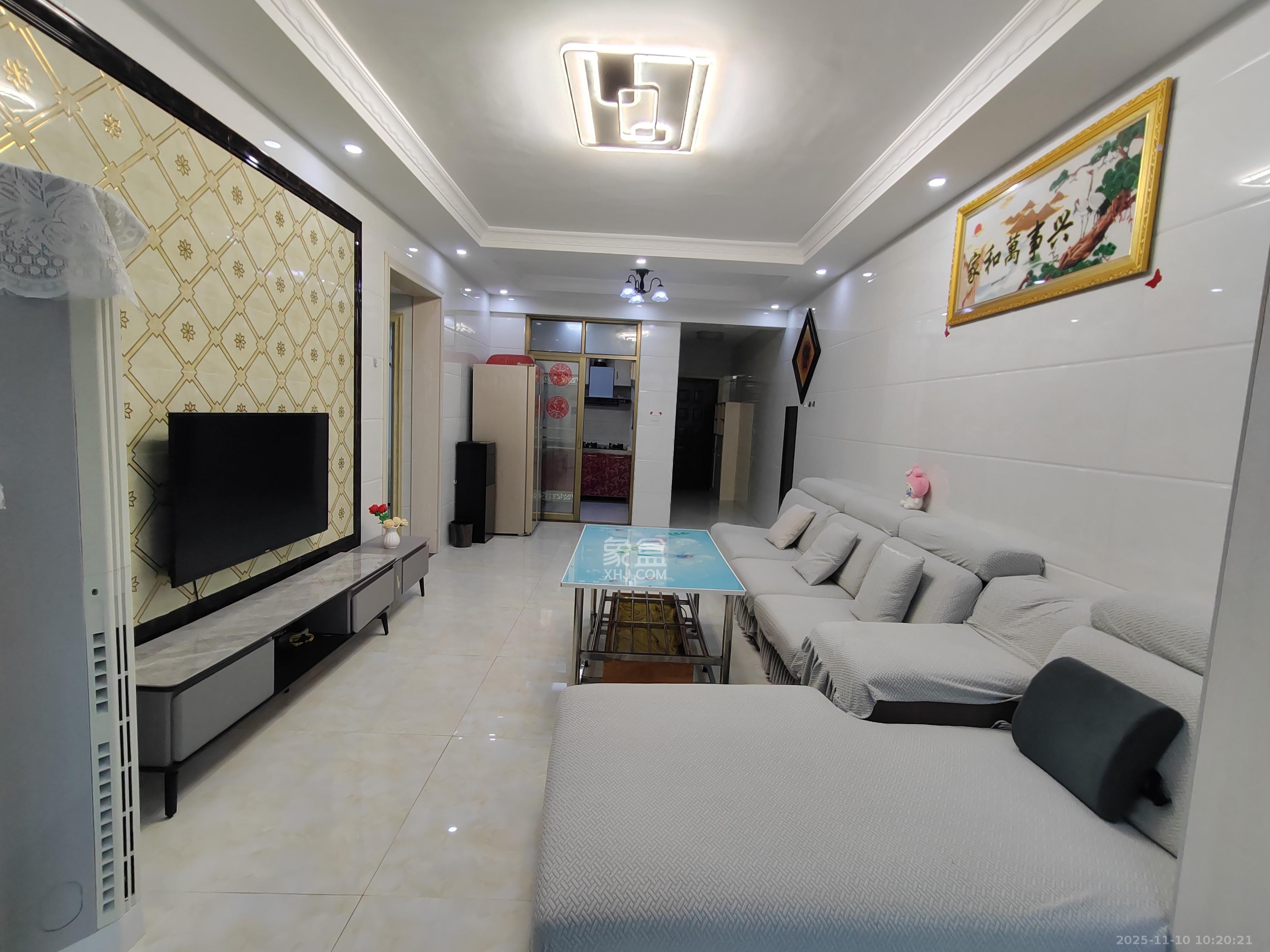 光明城市(星辰青年城) 3室2厅1卫 2100.0元/月 光明城市(星辰青年城) 3室2厅1卫 2100.0元/月室内图