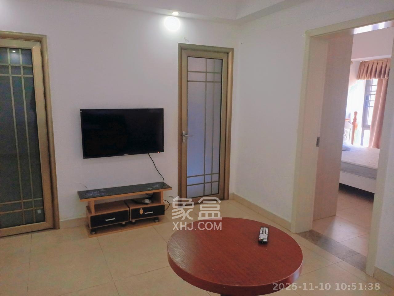 中建芙蓉嘉苑  2室1厅1卫    1600.0元/月室内图