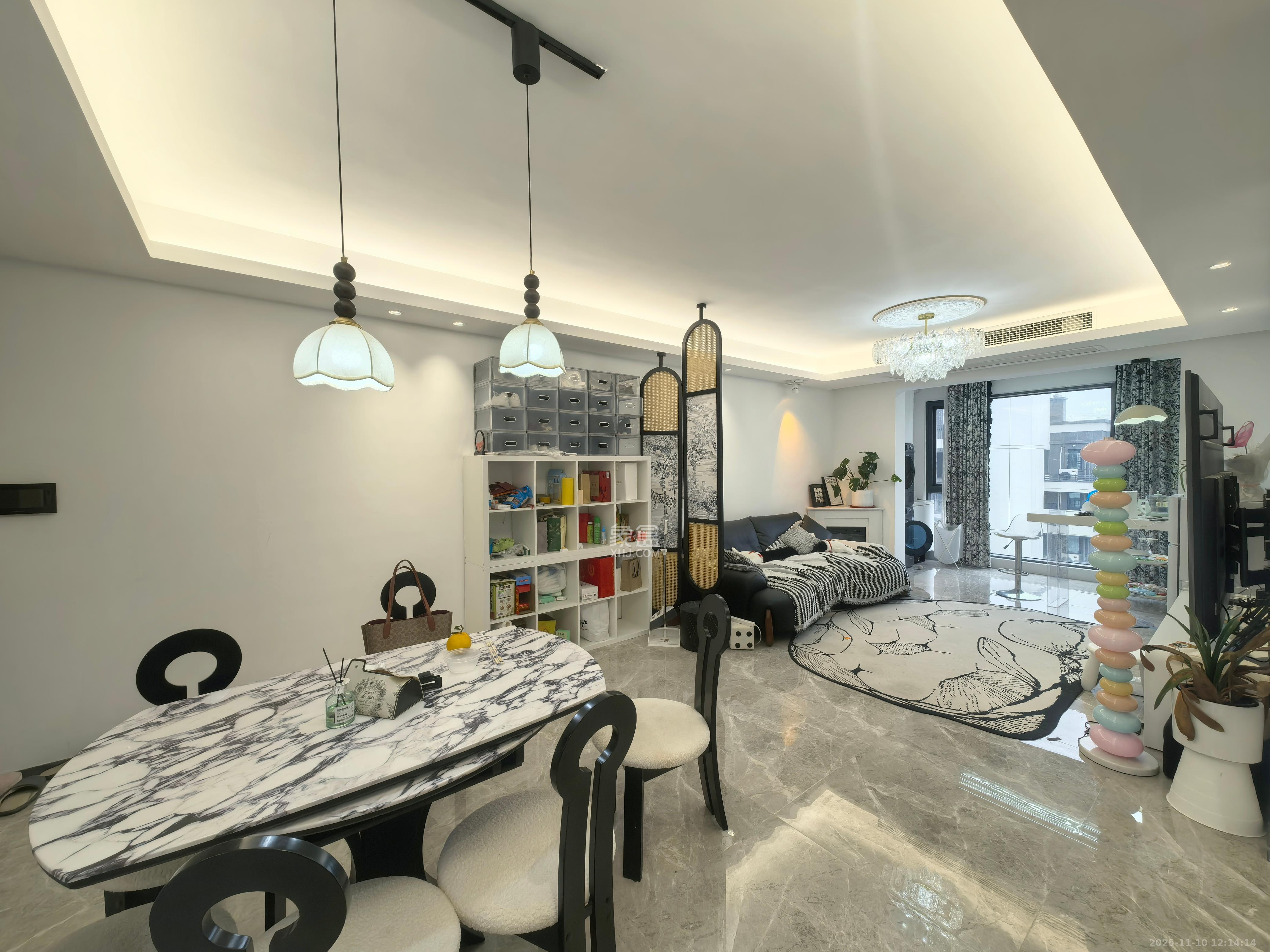 旭辉铂宸府  4室2厅2卫    4500.0元/月室内图