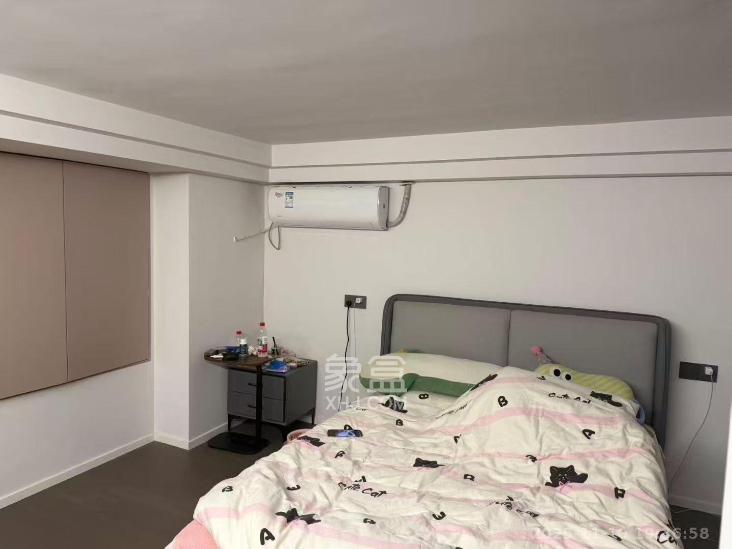 卓越中寰  2室1厅1卫    1800.0元/月室内图