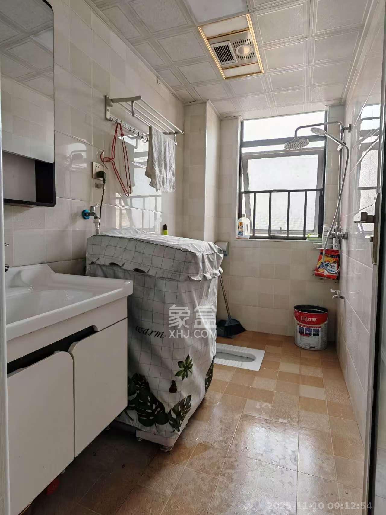 中南红领邦（红星嘉和苑）  1室1厅1卫    1600.0元/月室内图