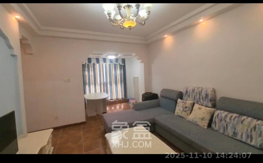 绿地之窗  2室1厅1卫    2000.0元/月