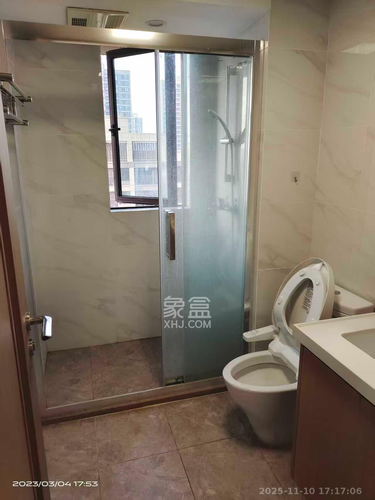 招商华发依云曦城 4室2厅2卫 2800.0元/月 招商华发依云曦城 4室2厅2卫 2800.0元/月室内图