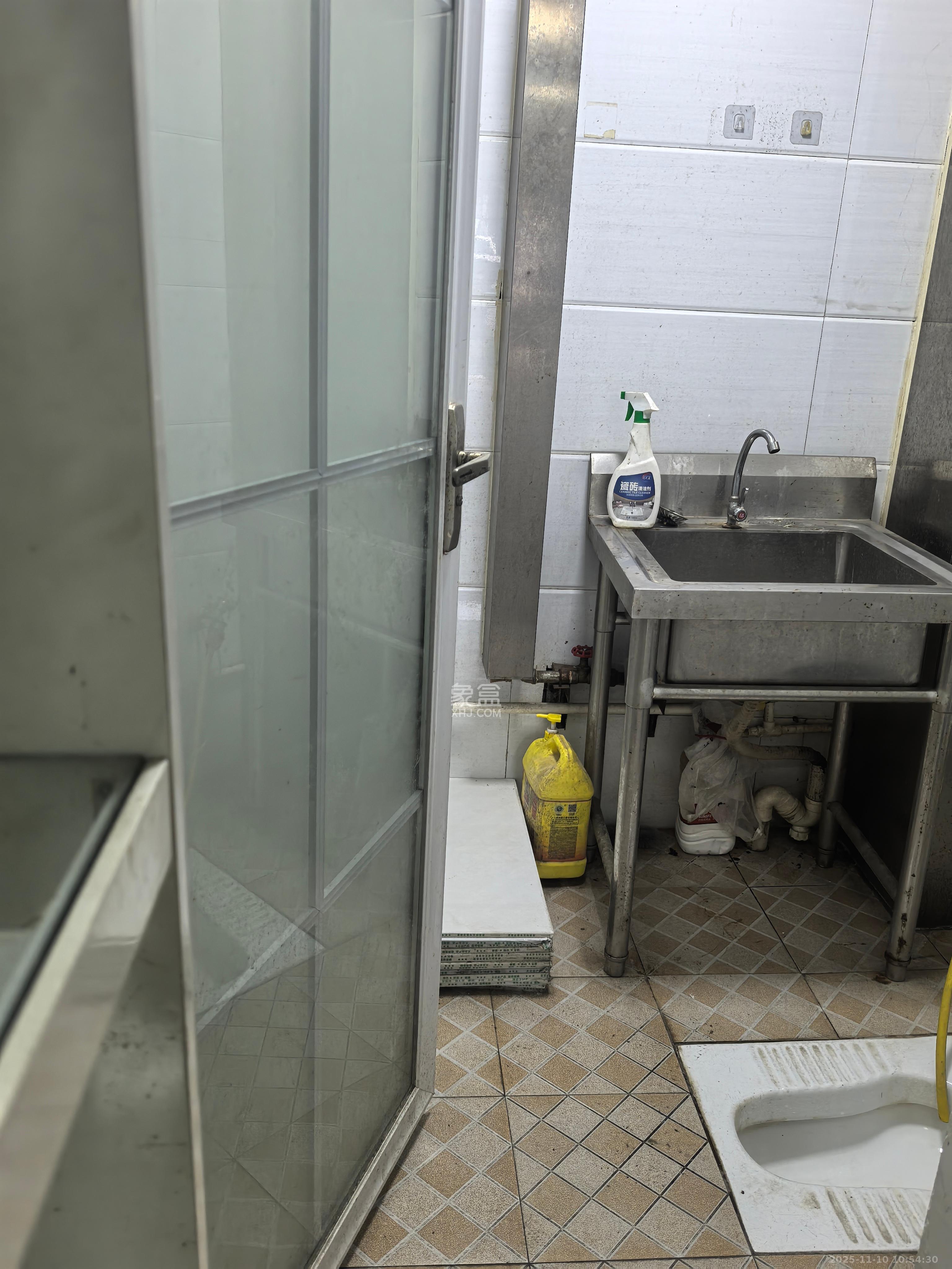 恒大翡翠华庭   47.0㎡      2800.0元/月室内图