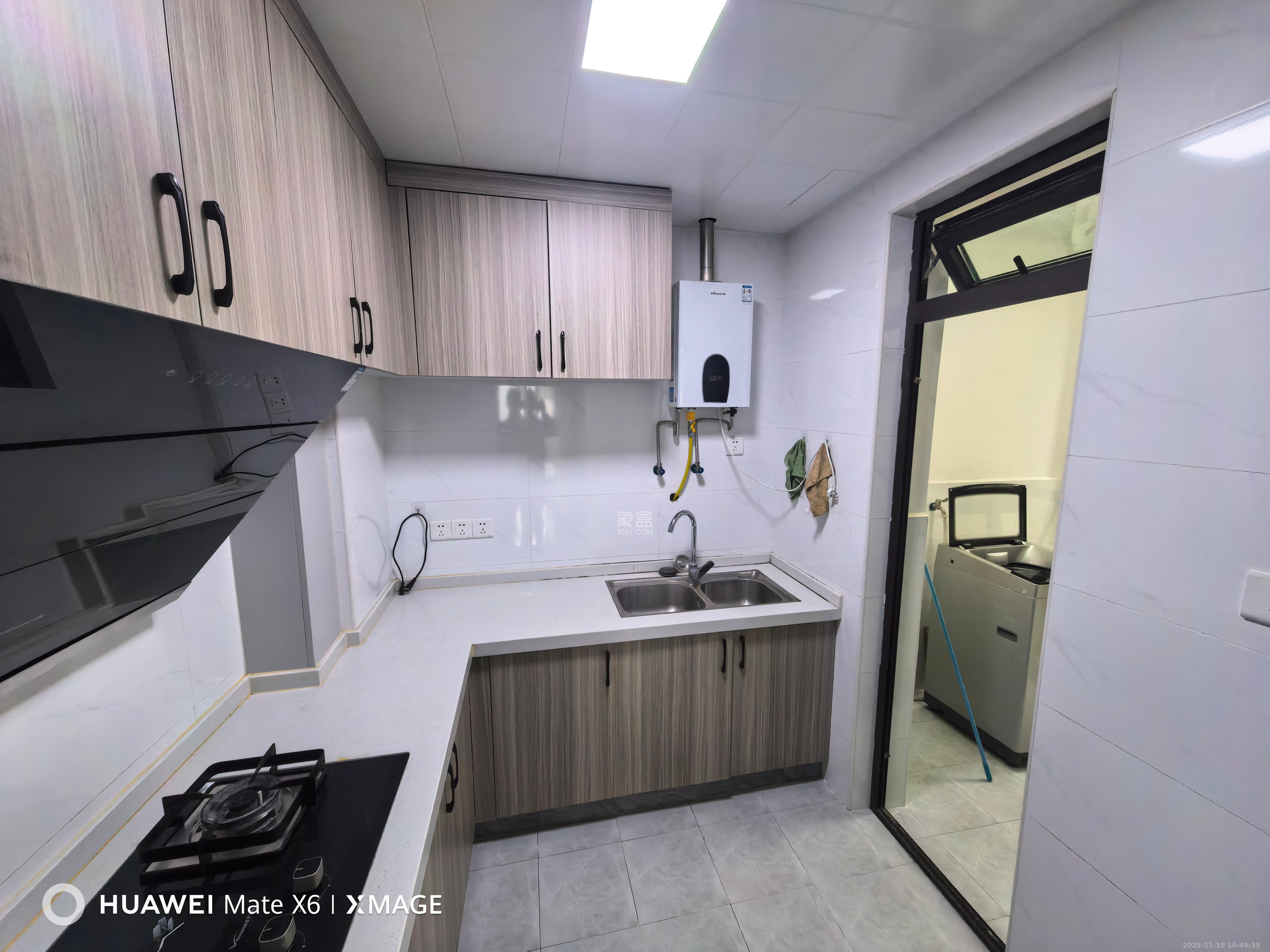 中国铁建梅溪青秀三期 3室2厅2卫 2800.0元/月 中国铁建梅溪青秀三期 3室2厅2卫 2800.0元/月室内图