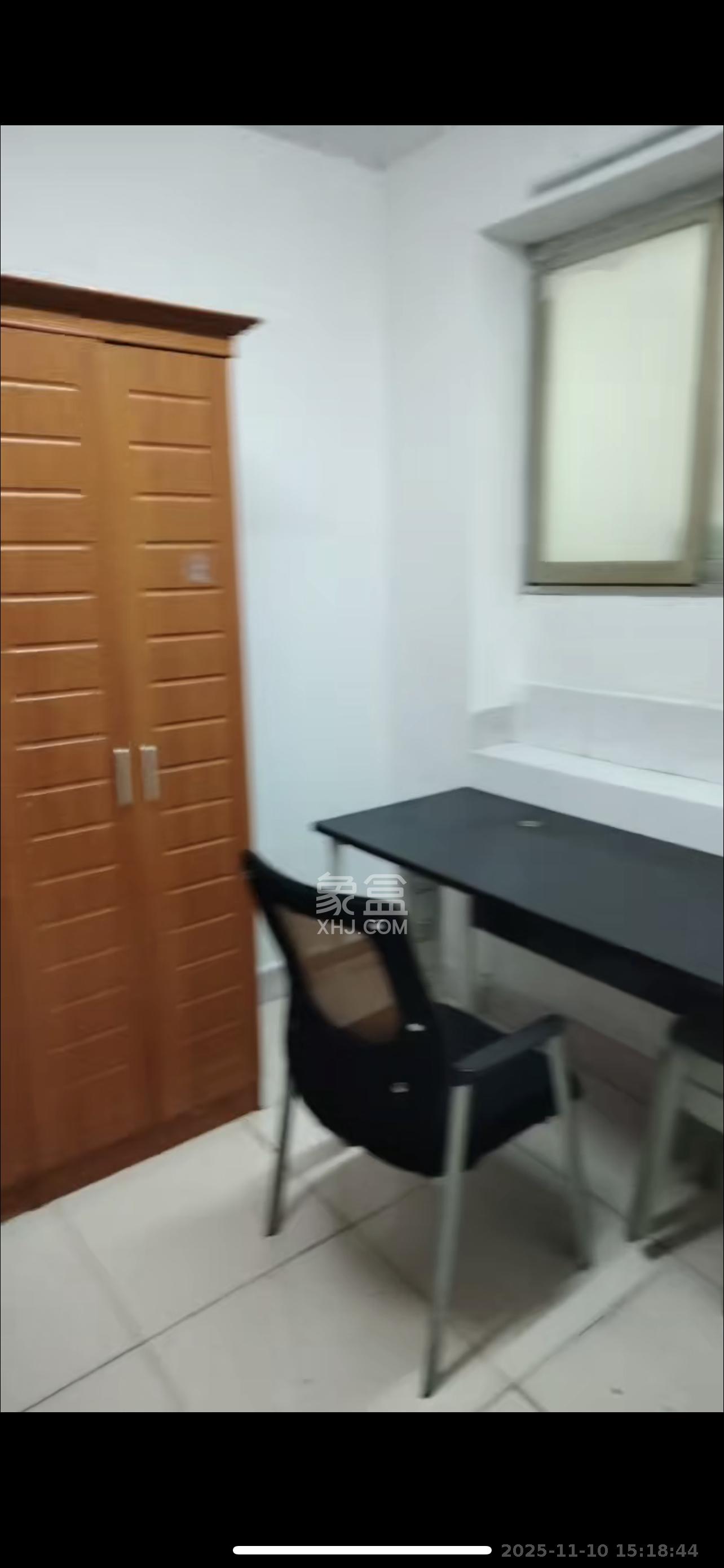 砂子塘社区  1室1厅1卫    1300.0元/月室内图